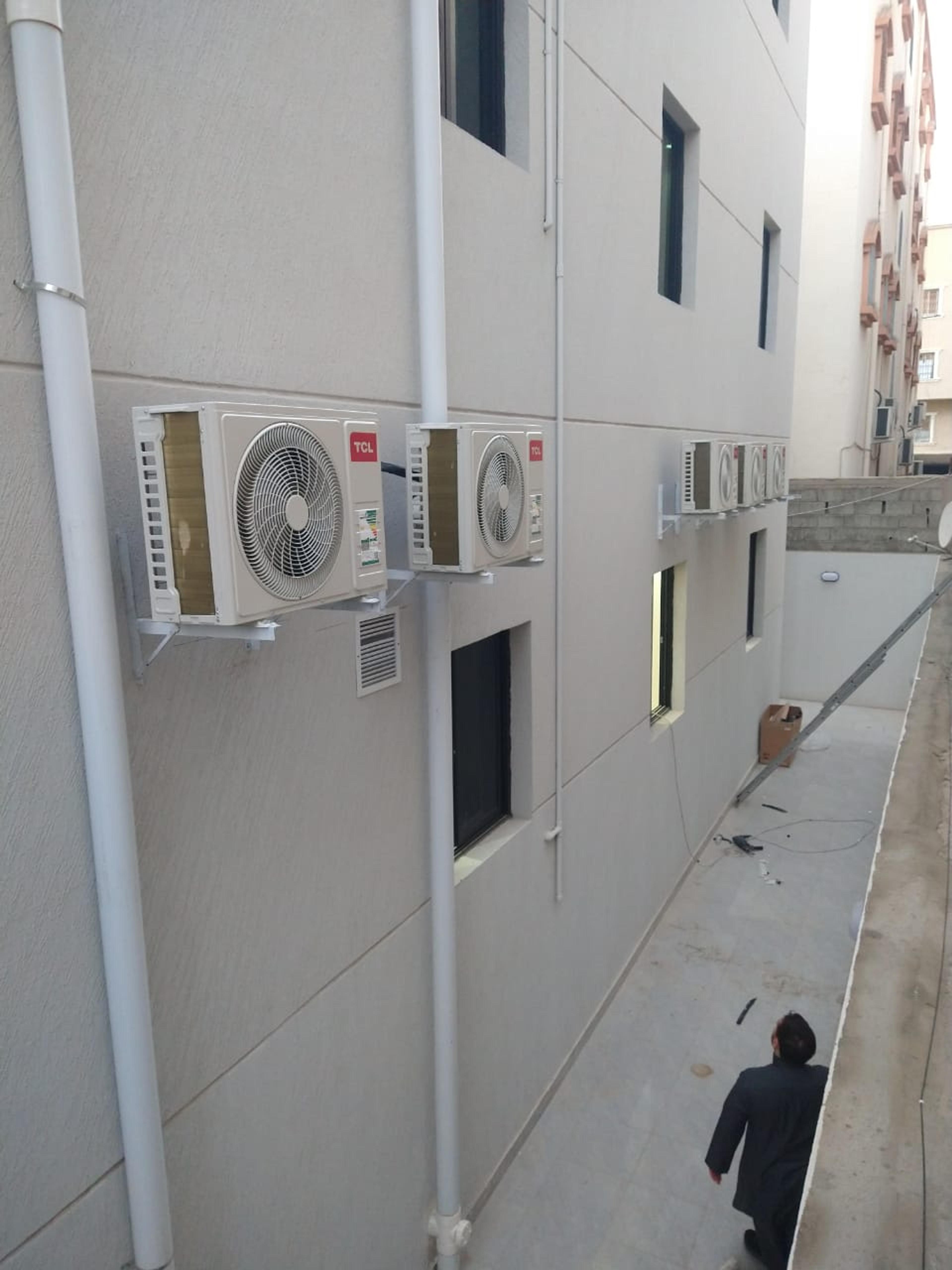شركة تاج المصيف لتركيب وصيانة المكيفات