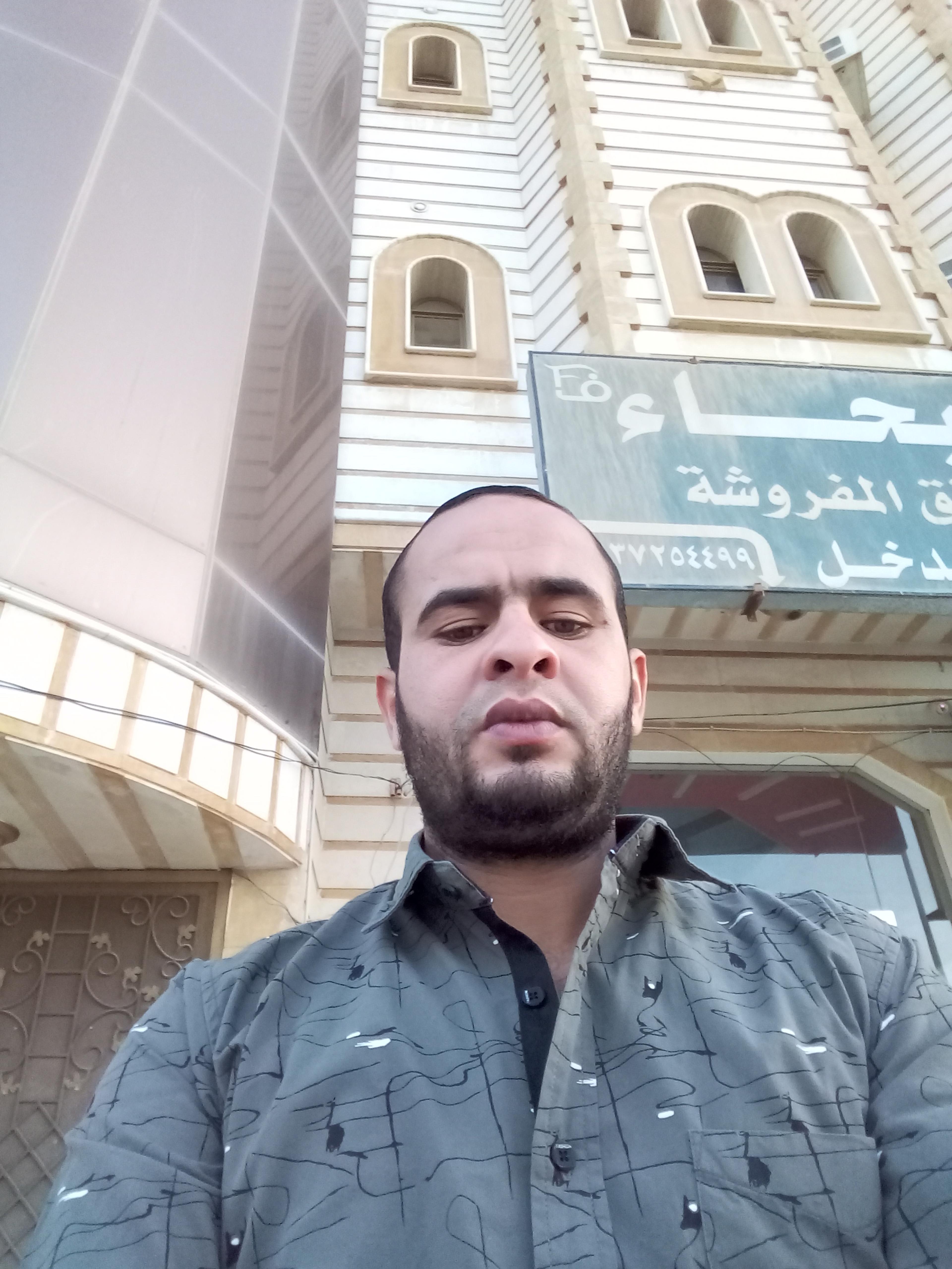 ابو سما لنقل العفش داخل وخارج الرياض