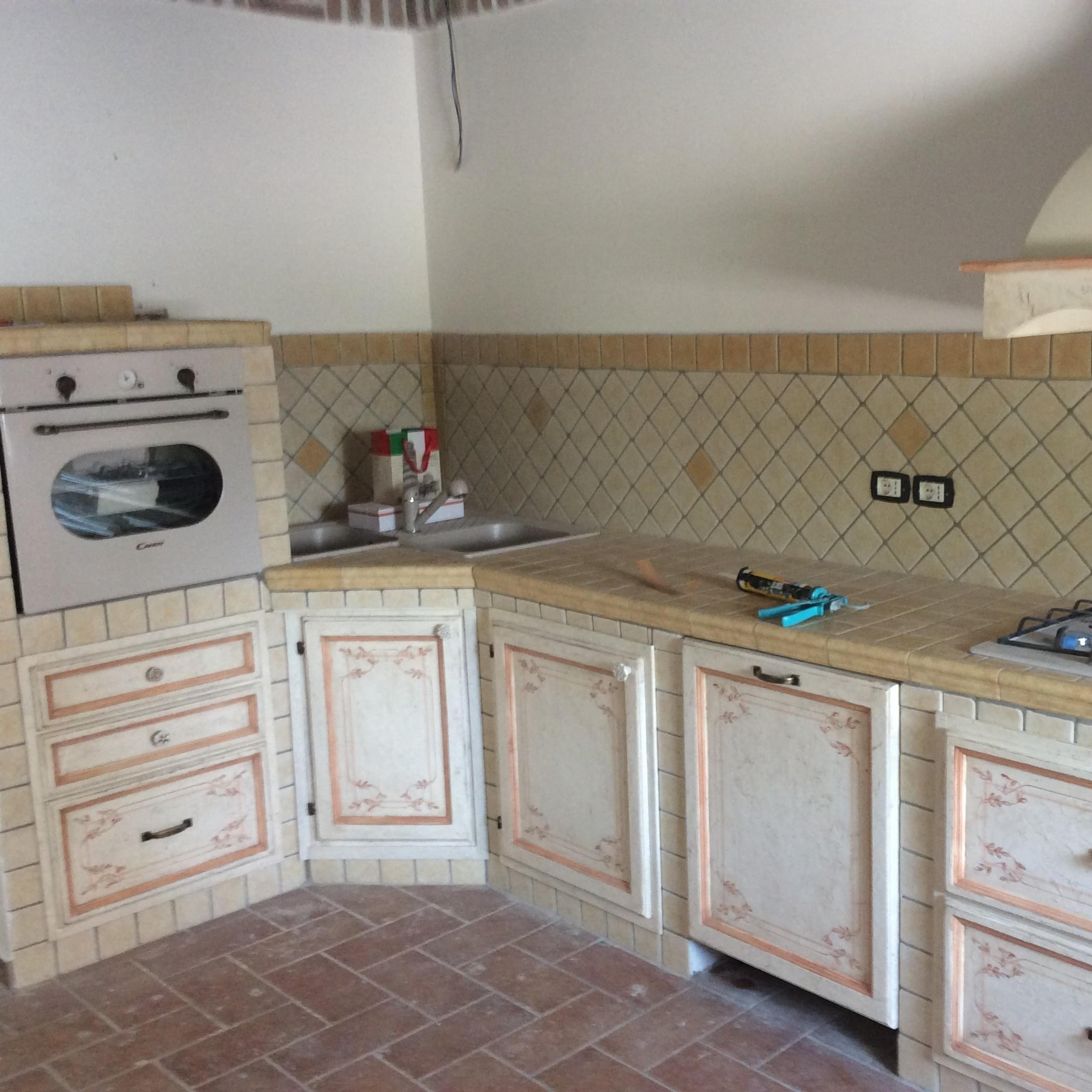 LUCANIA COSTRUZIONI SRL