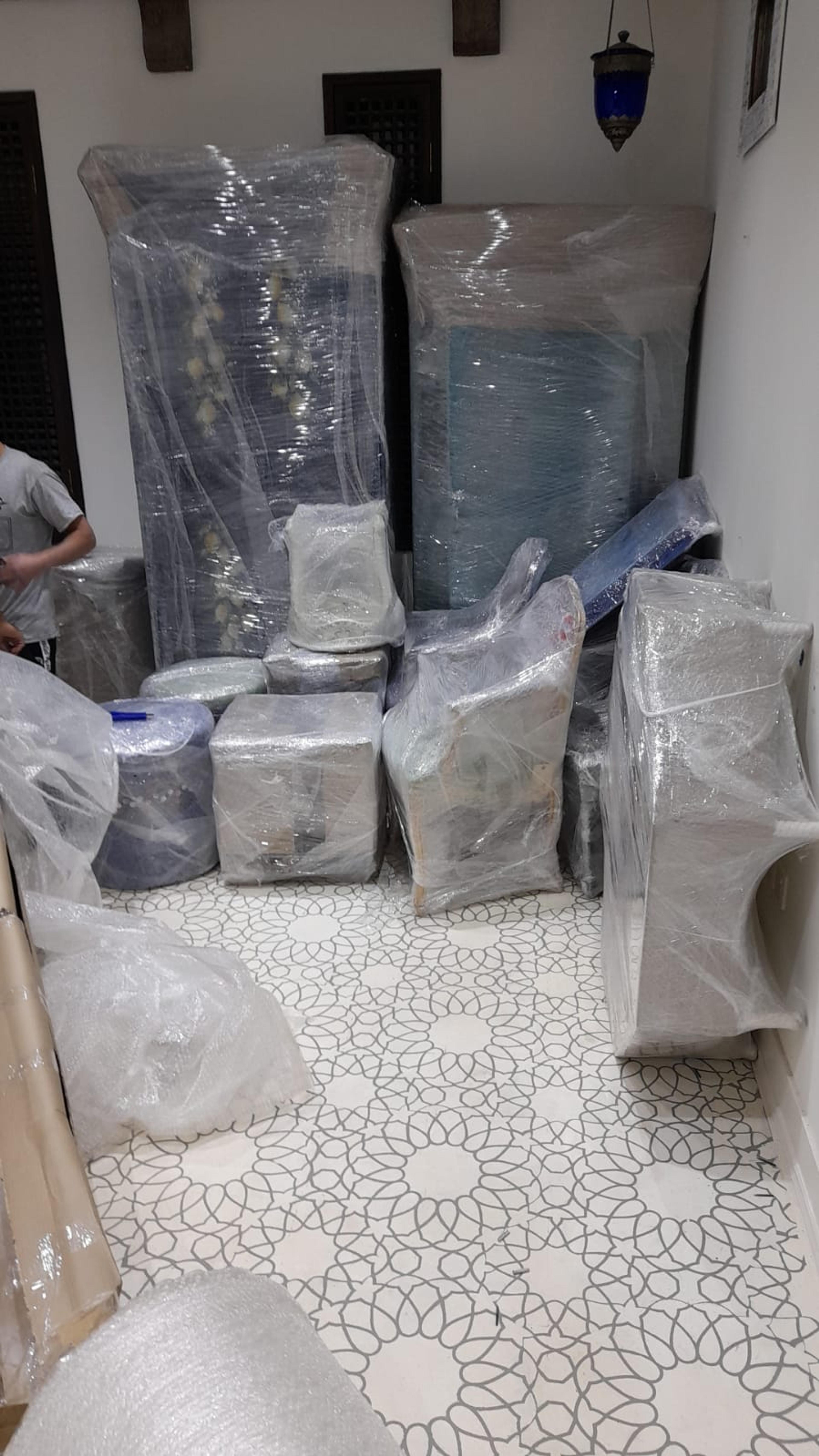 نخبة المسار السريع لنقل العفش والأثاث