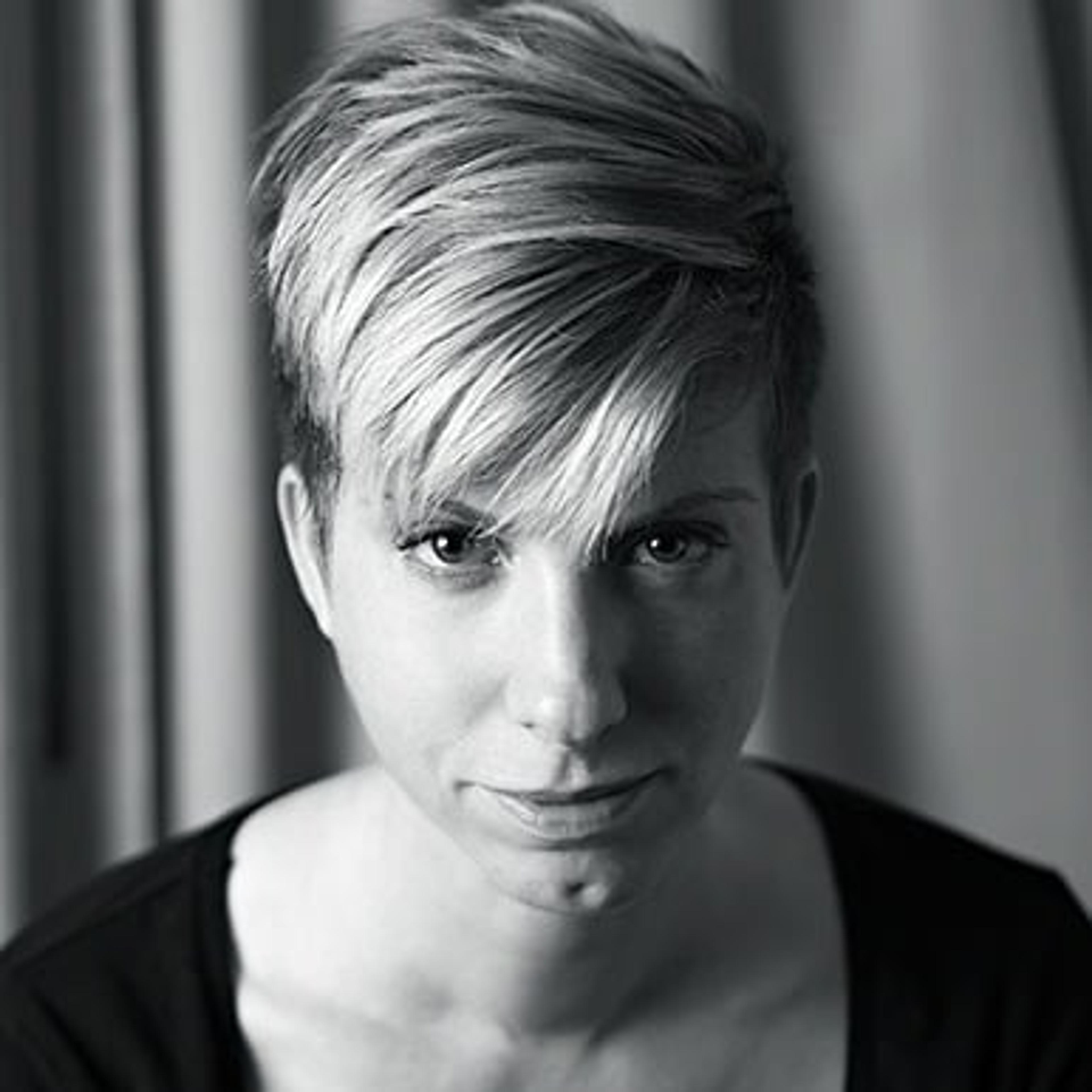 Elytomasin, Graphic and Web Design Specialist