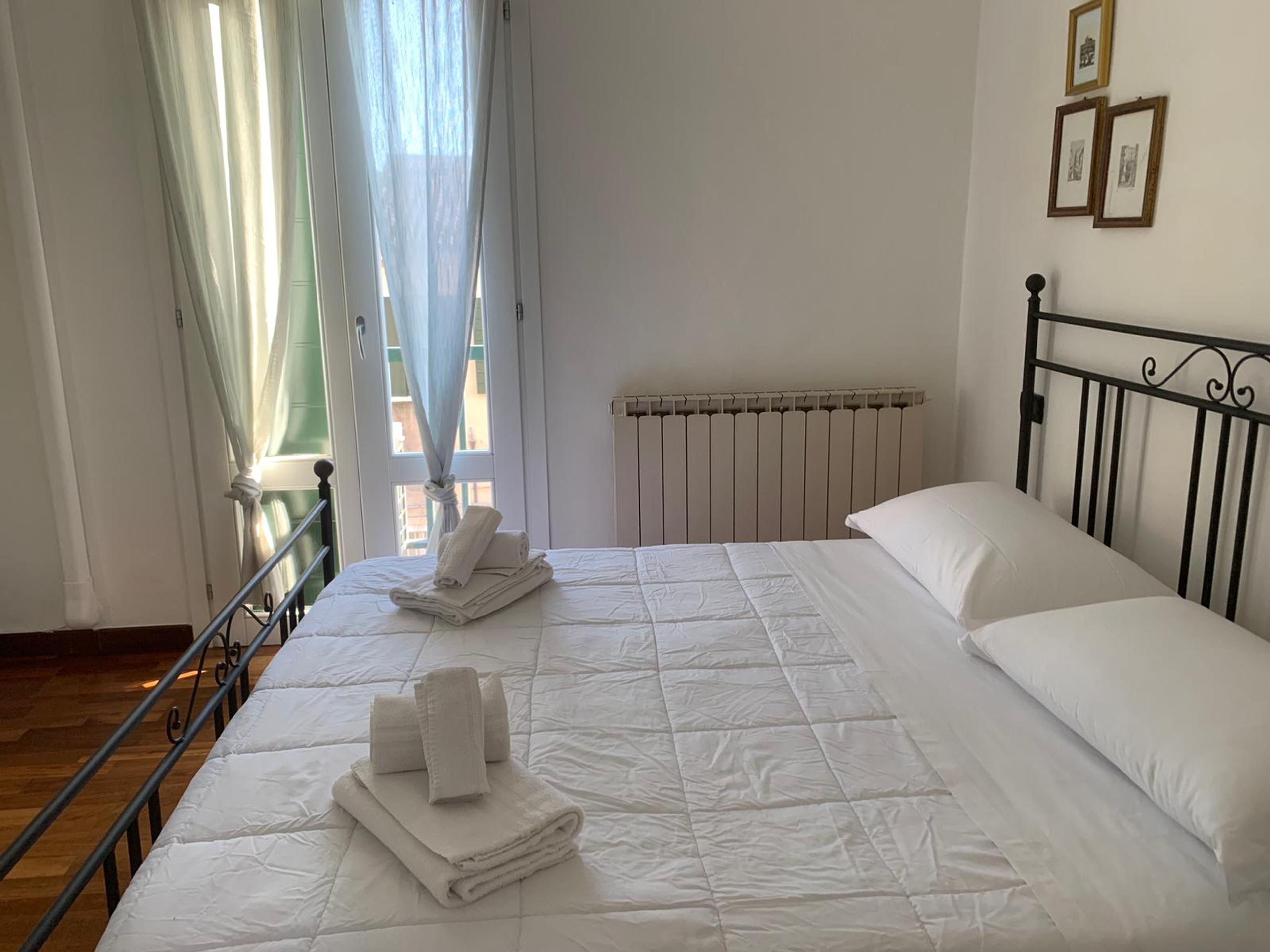 CLEAN SERVICES DI MOLDOVAN MARIANA