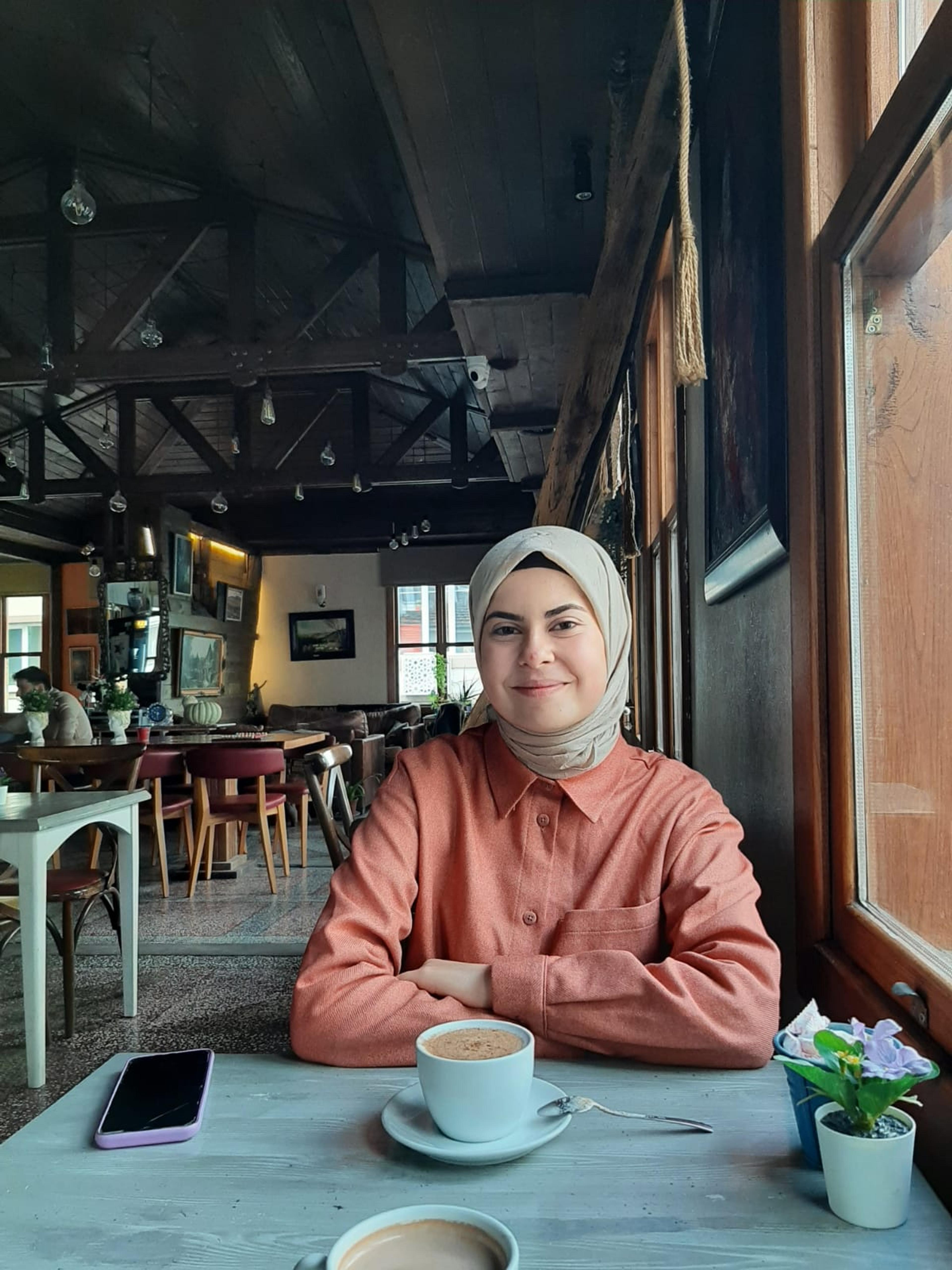 Esra Akbulut