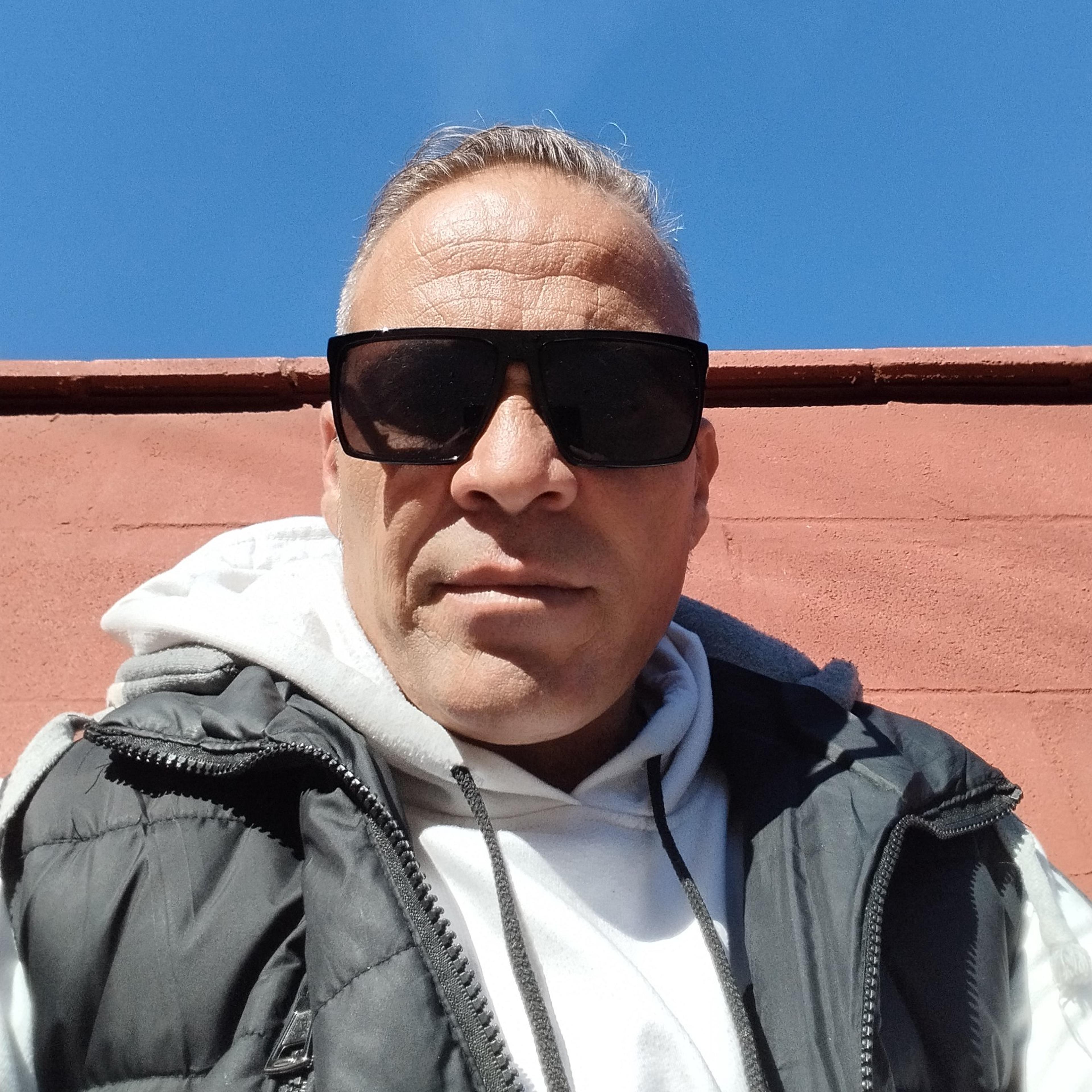 Miguel Sainz de la maza