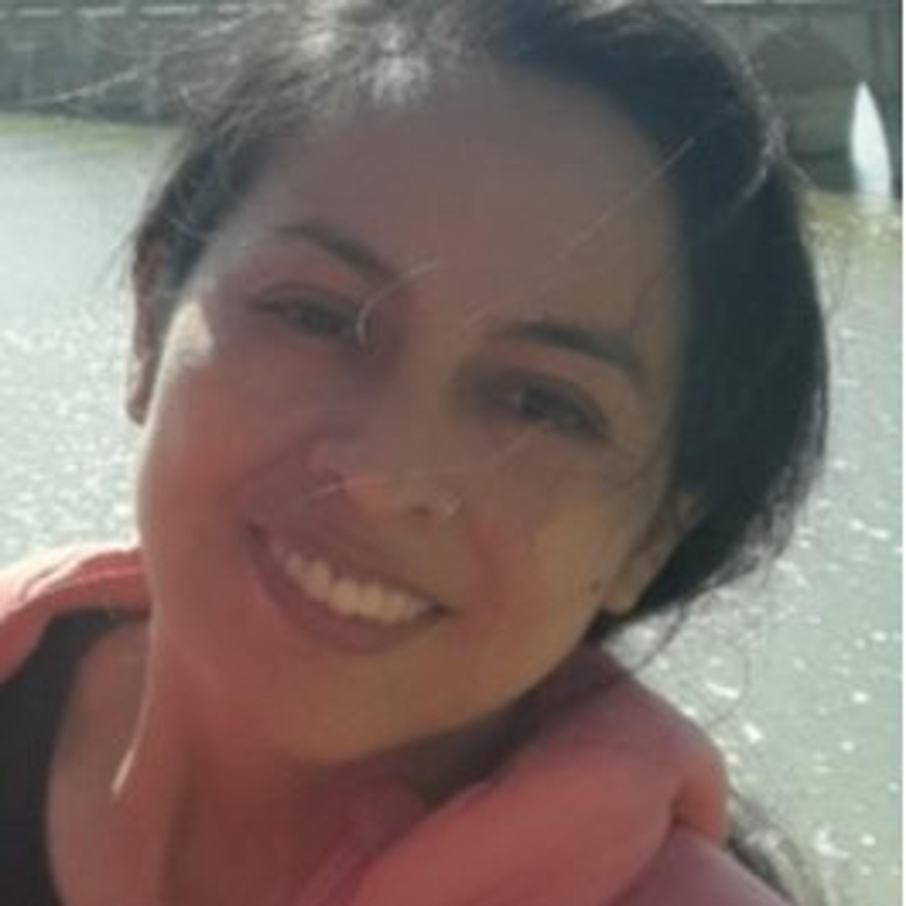 Amparo Bertha perez santiago De Fernandez