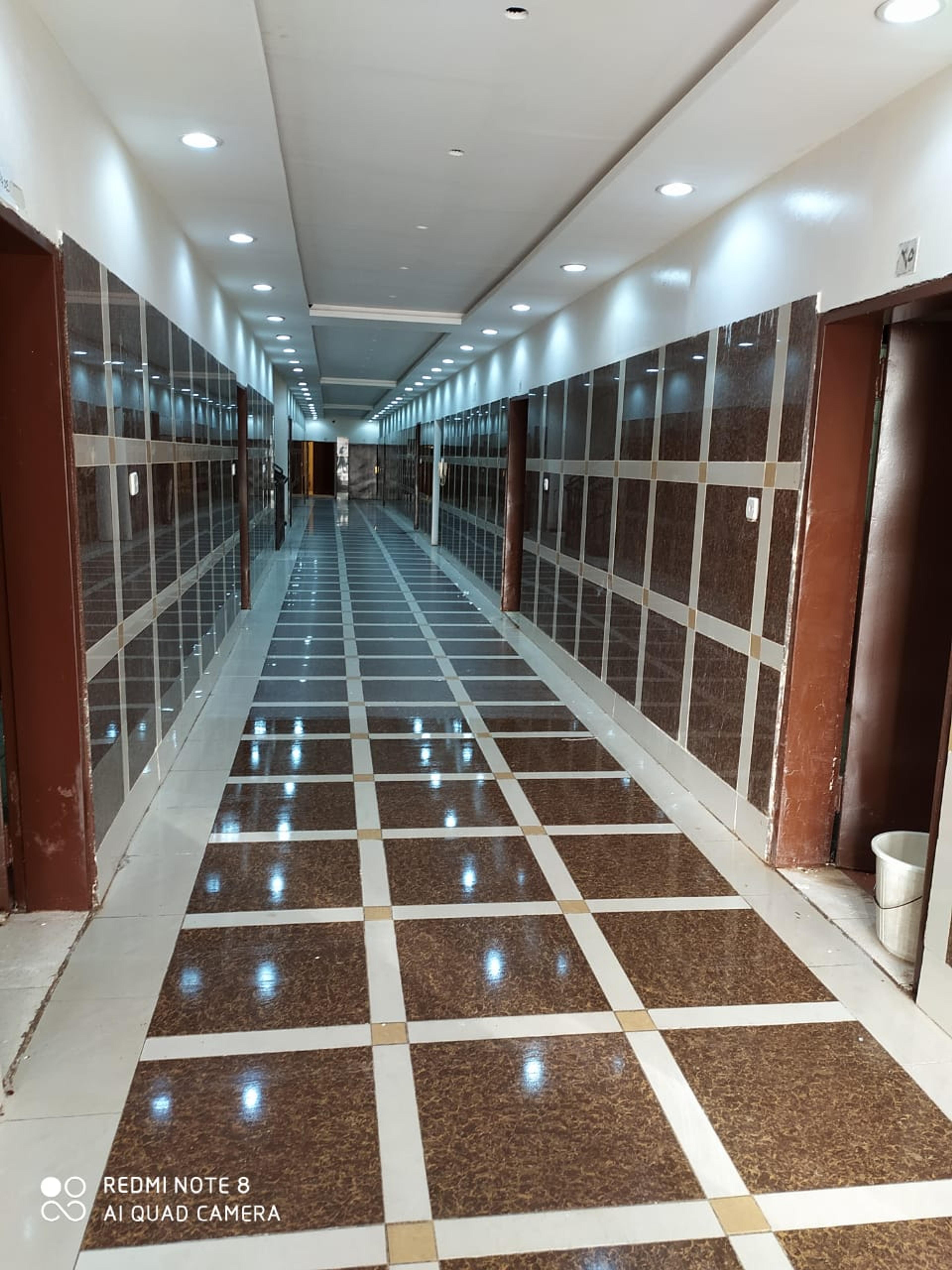 النجمه الذهبيه