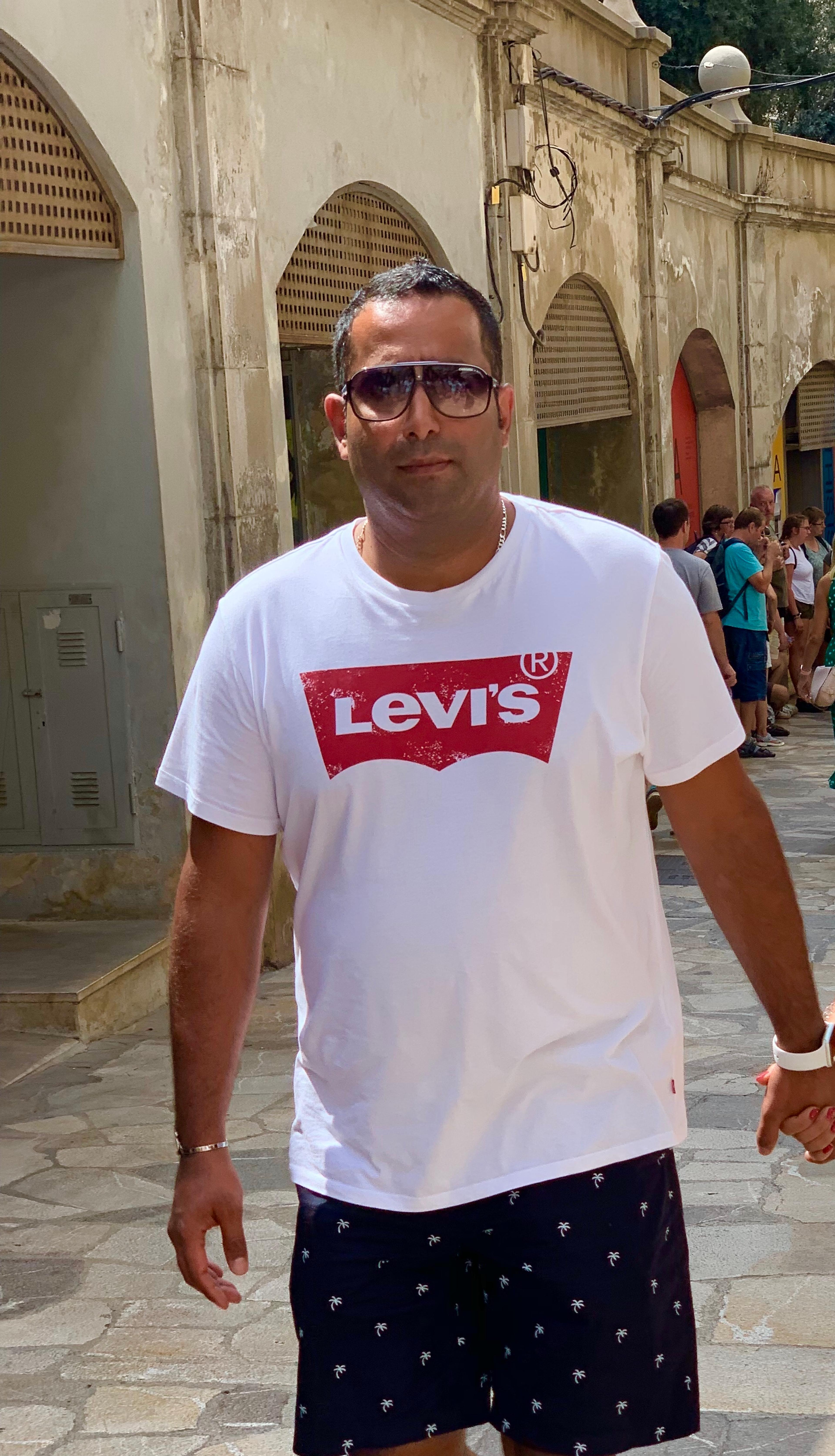 Amir Farzaneh