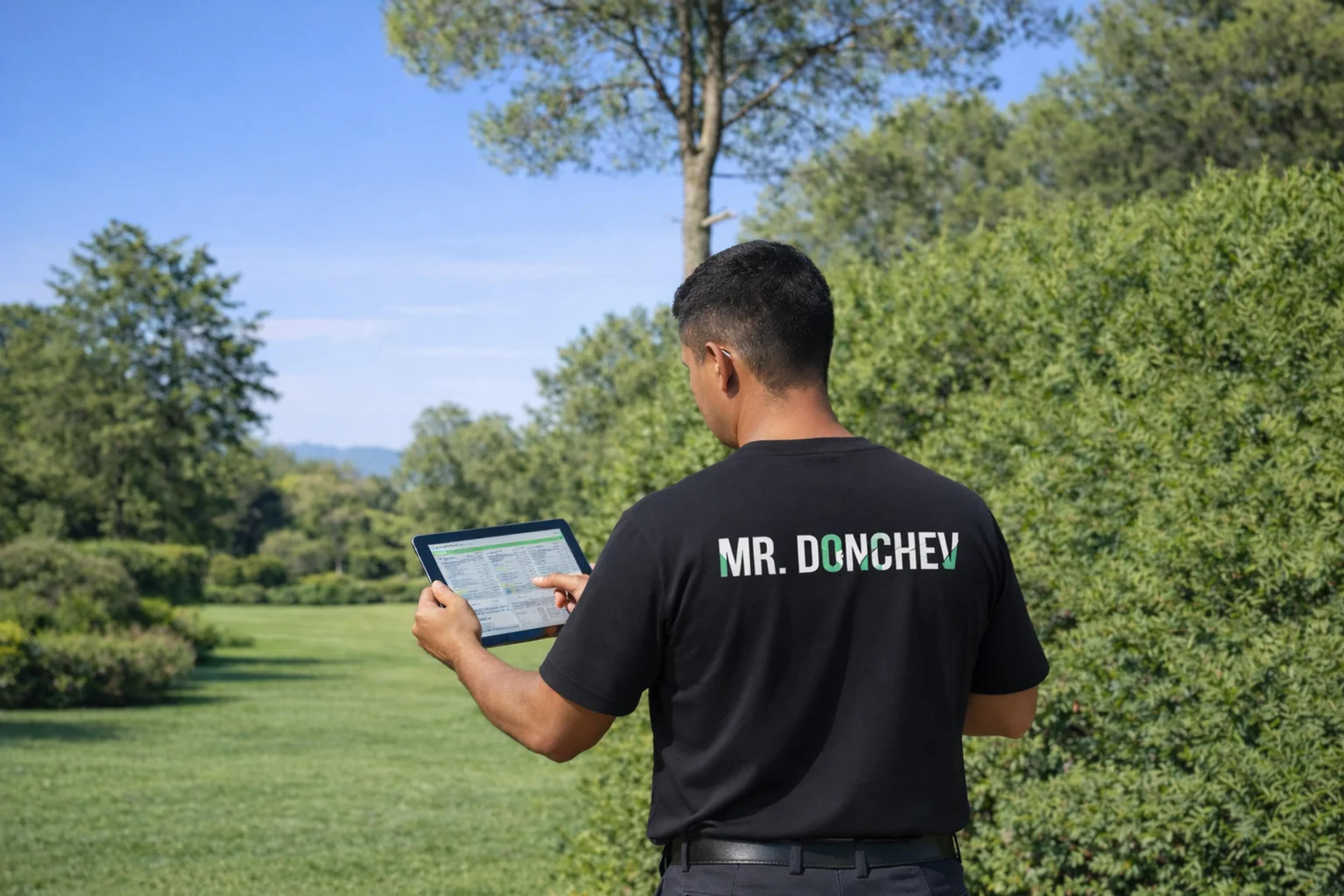 MR. DONCHEV SRL