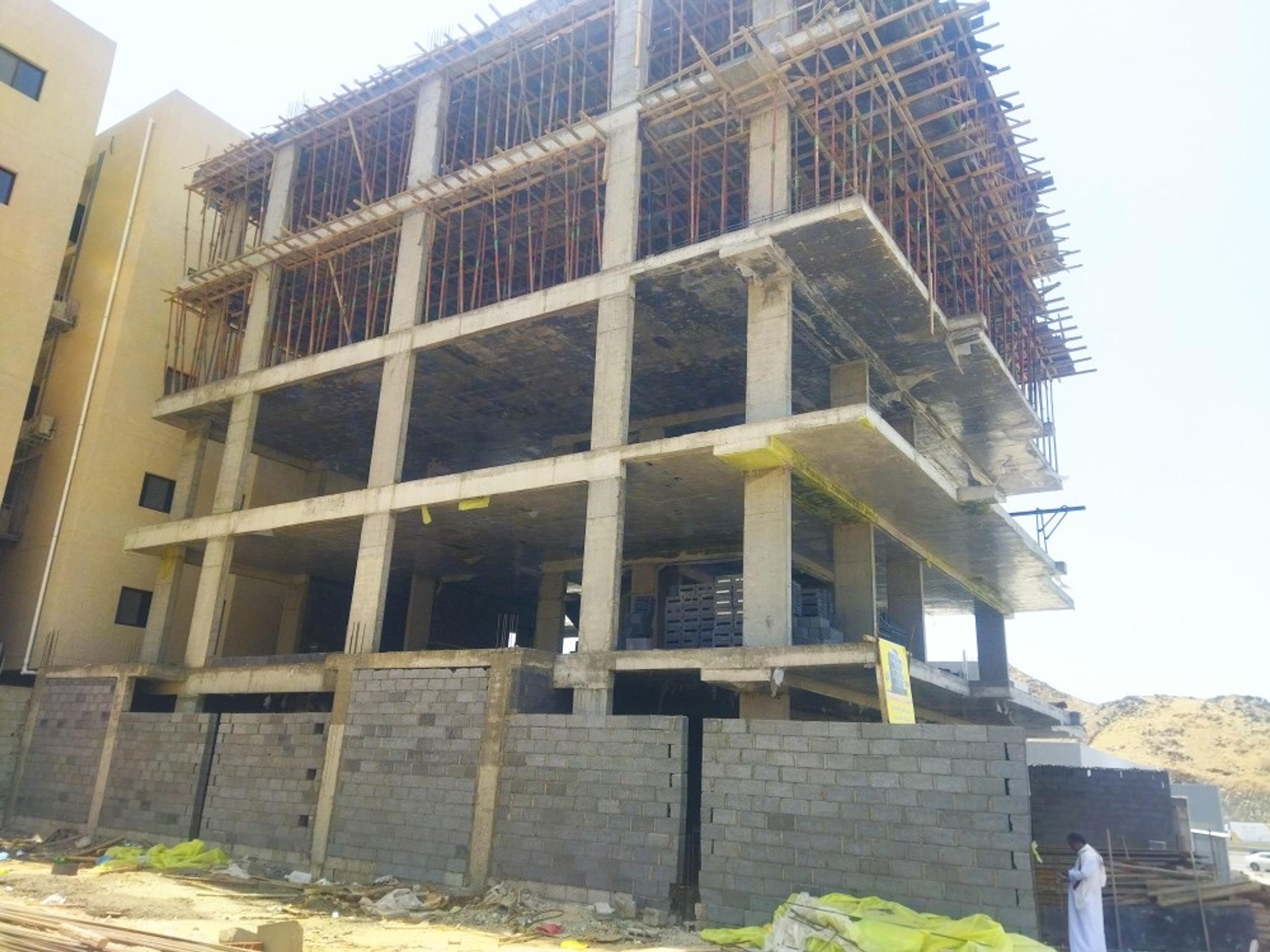 مقاول معماري