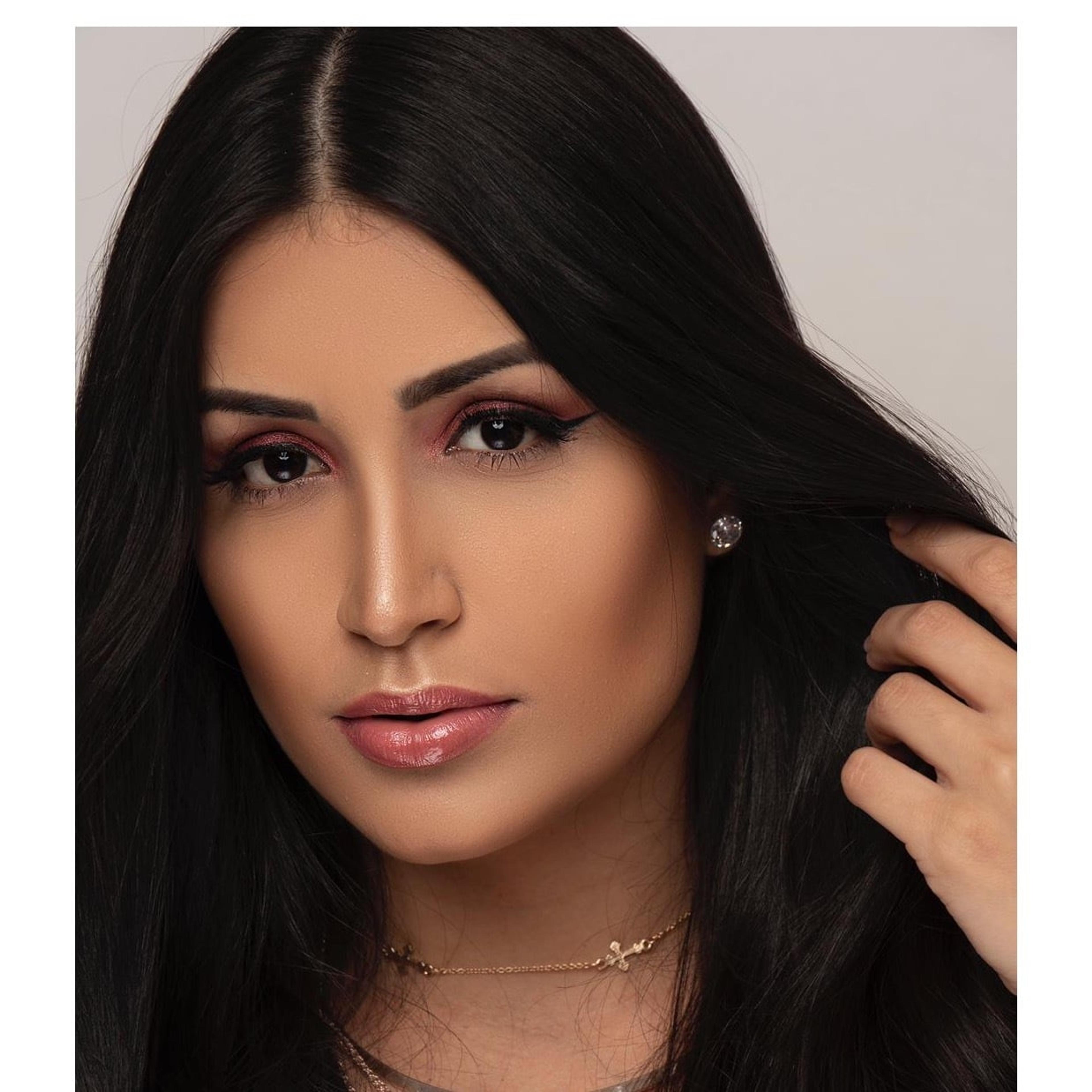 Elaine Cristimam