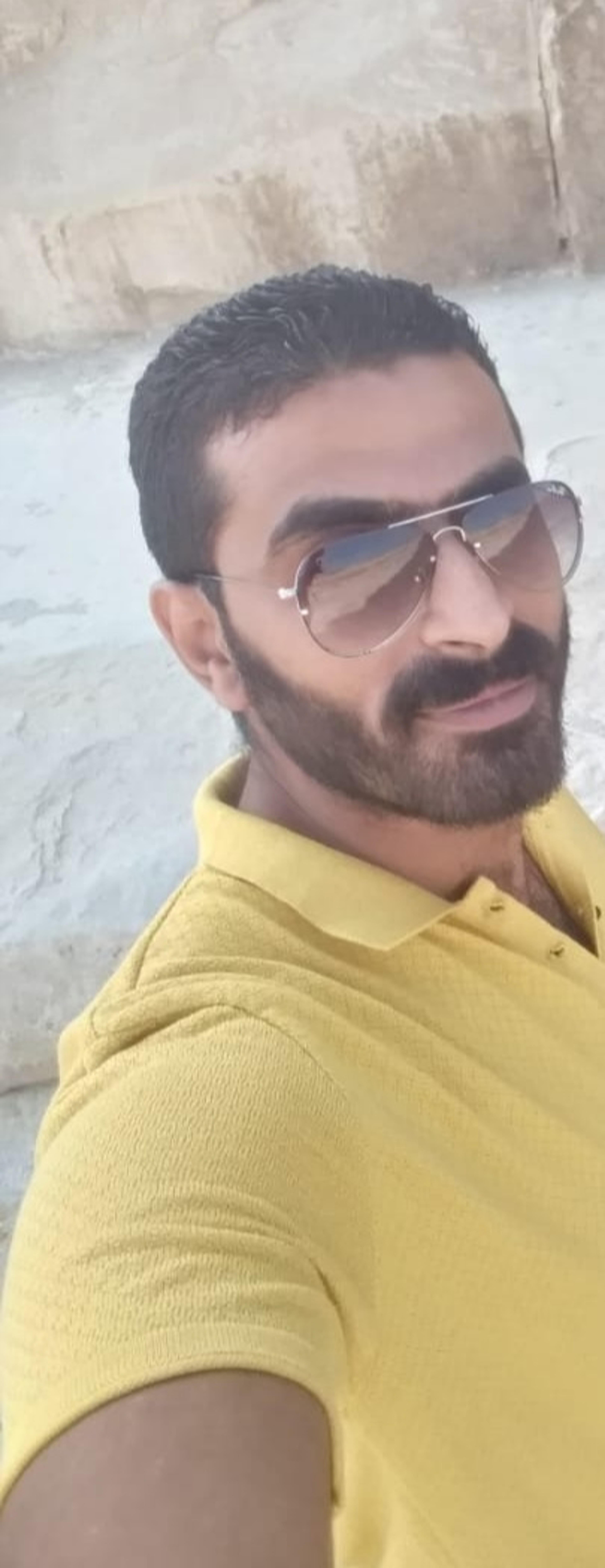 احمد على
