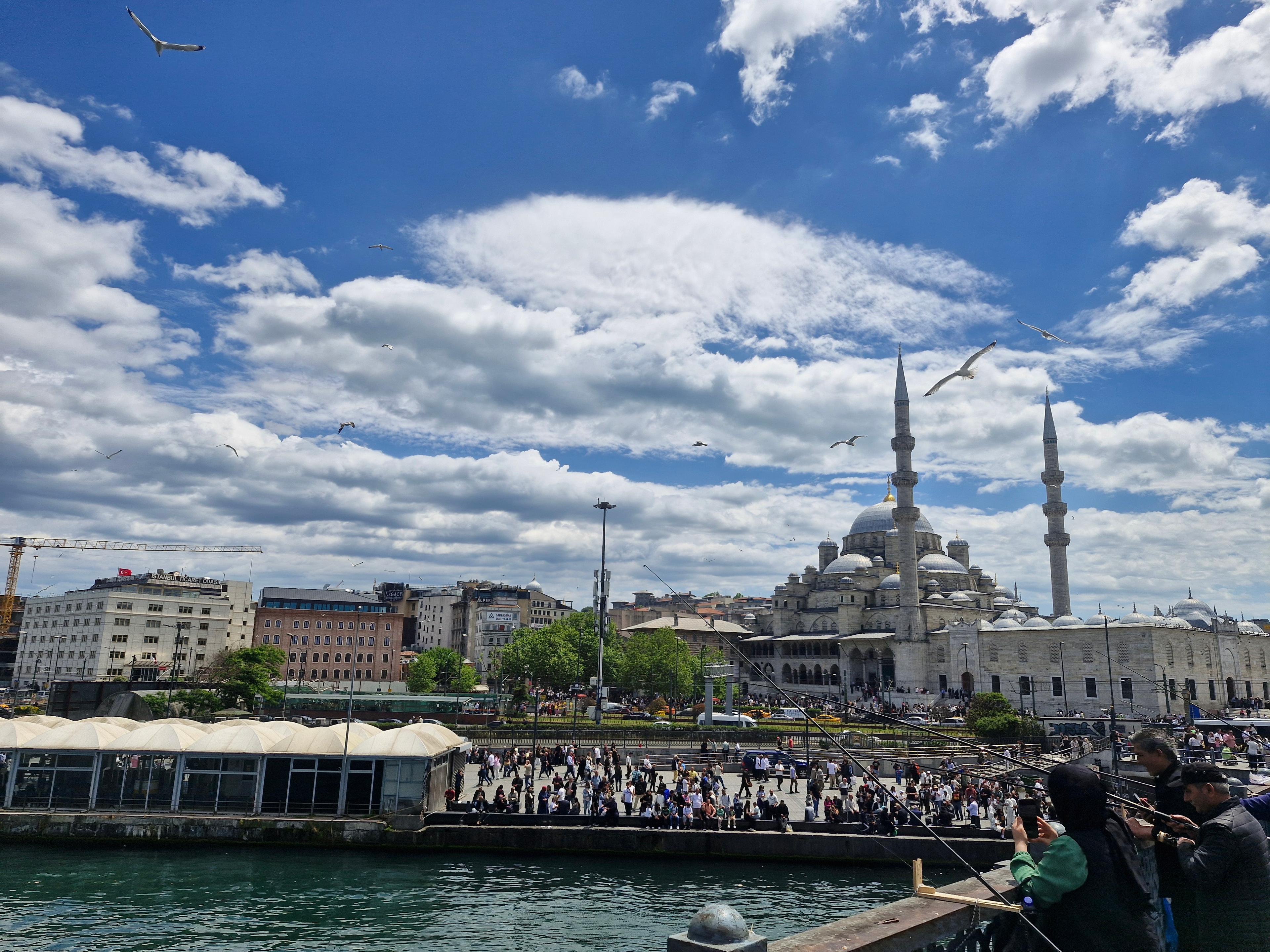 FİKRET ASLAN