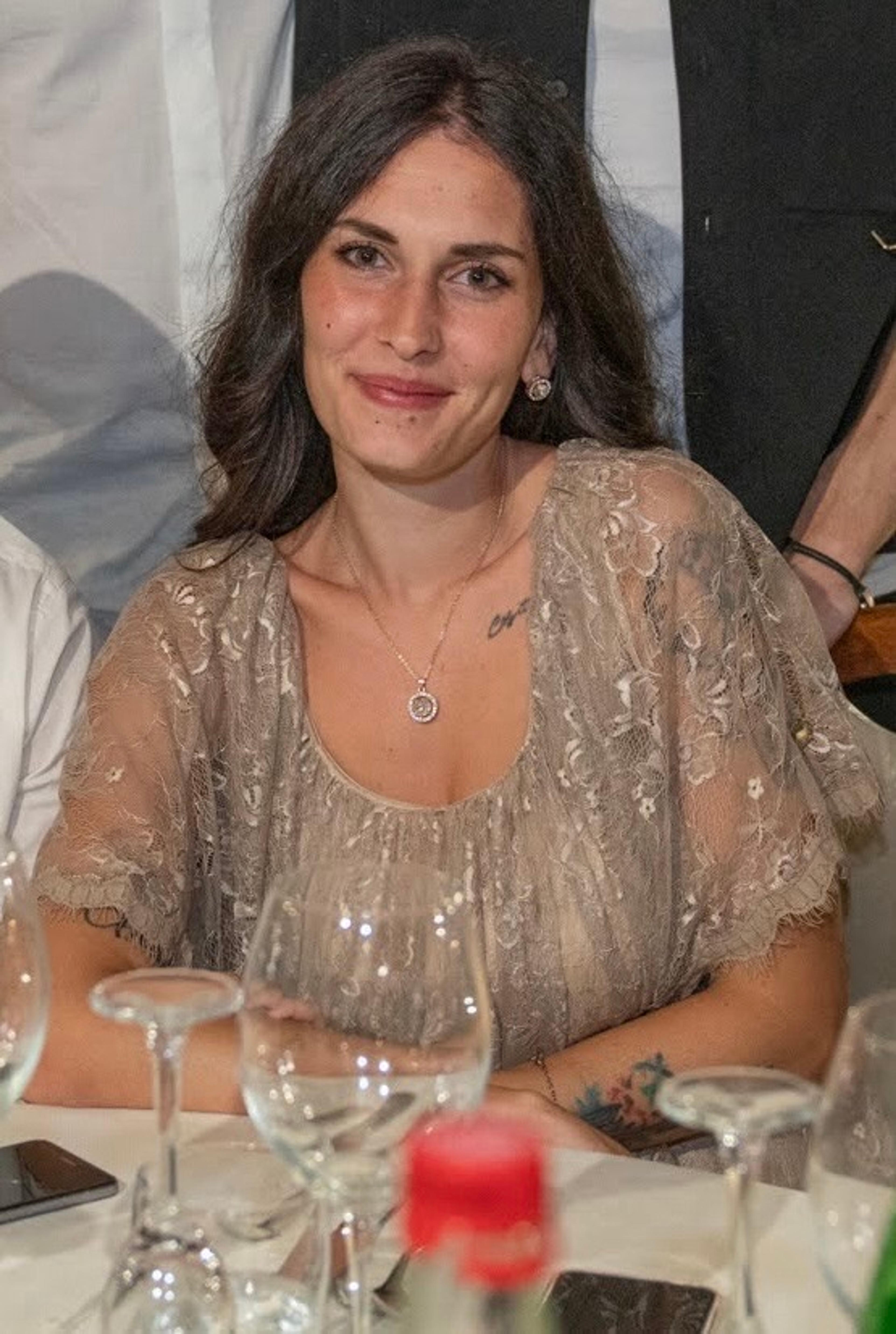 G V