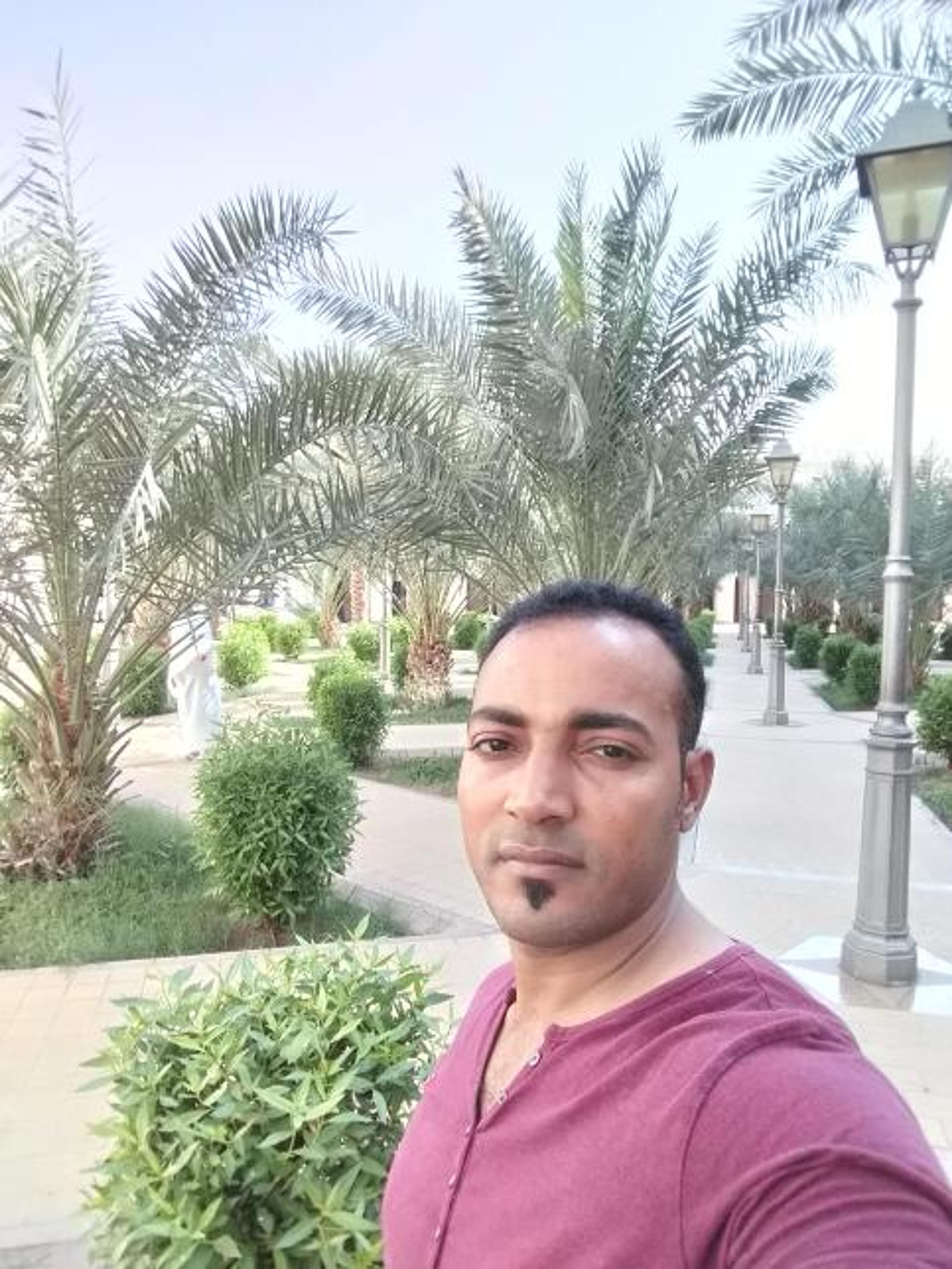 عصام عبدالله
