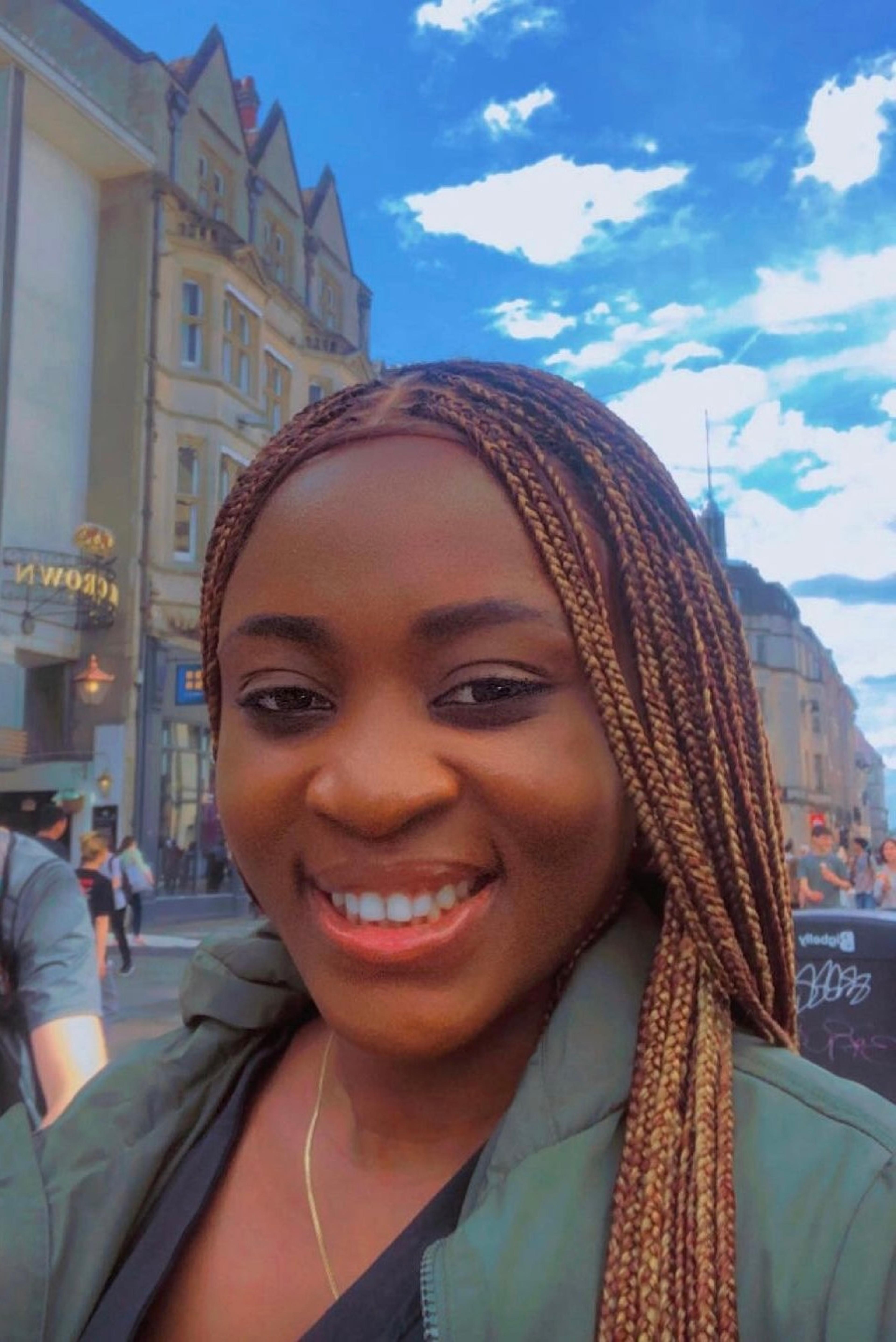 Tola Oseni