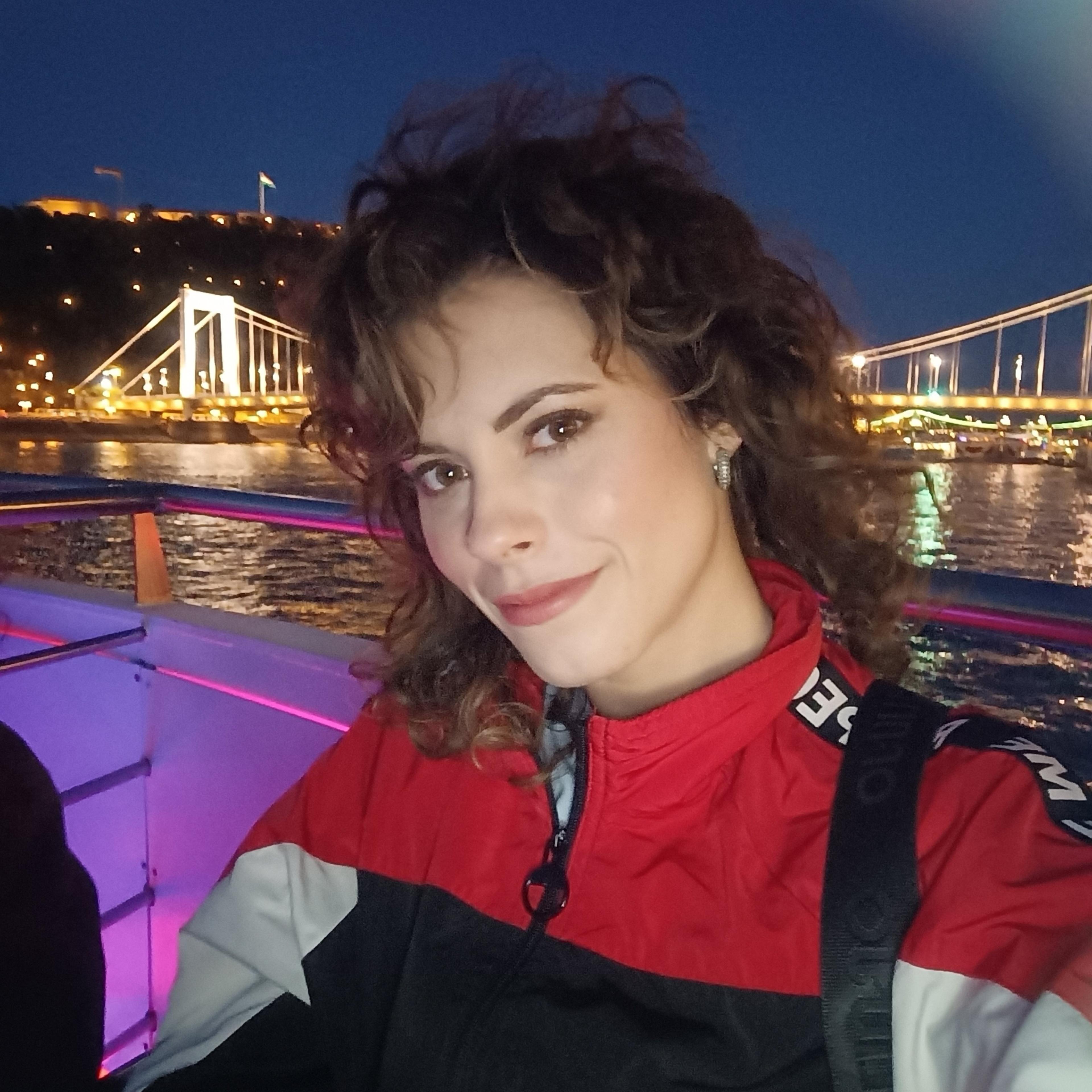 Martina Leoni