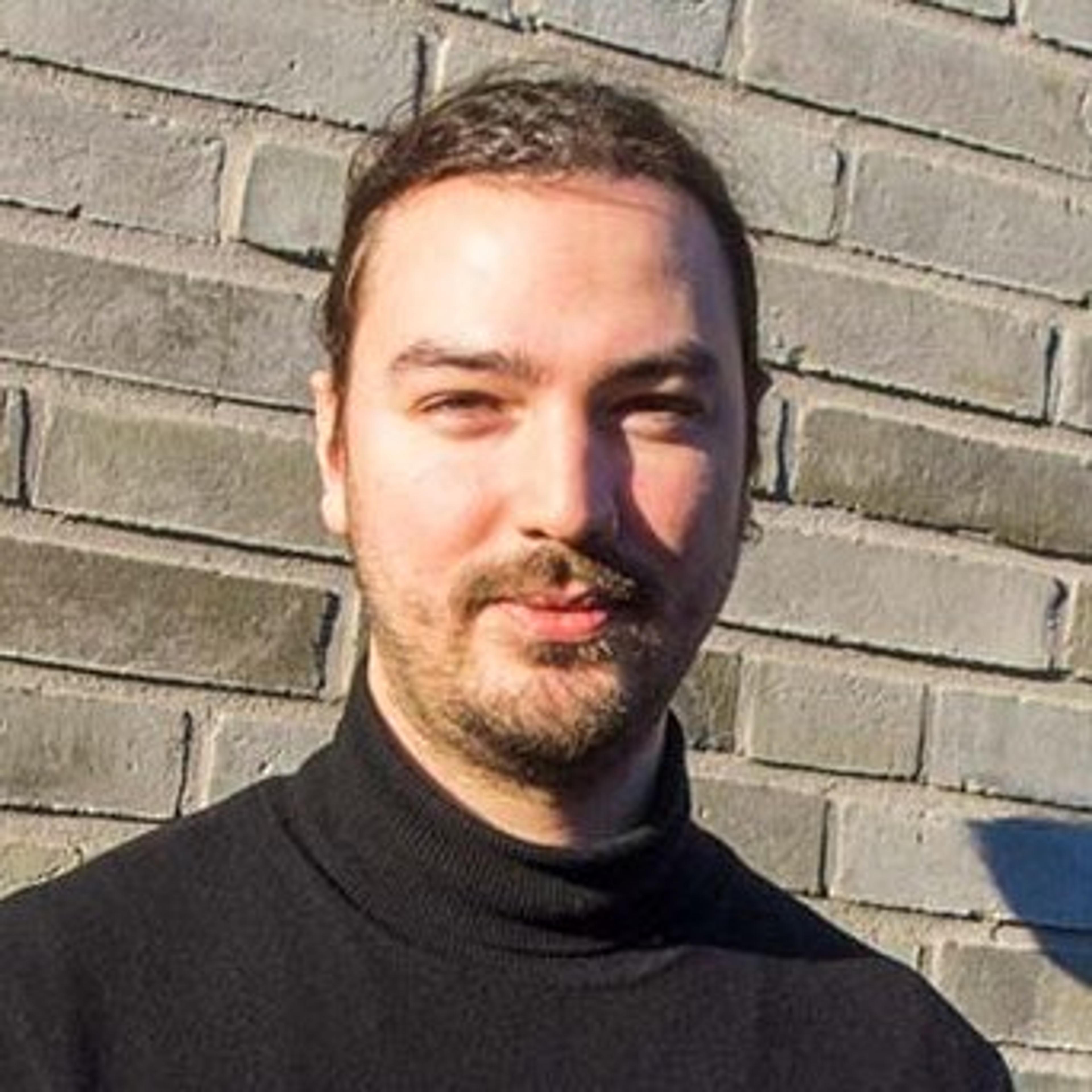 Jan Nikolov Media