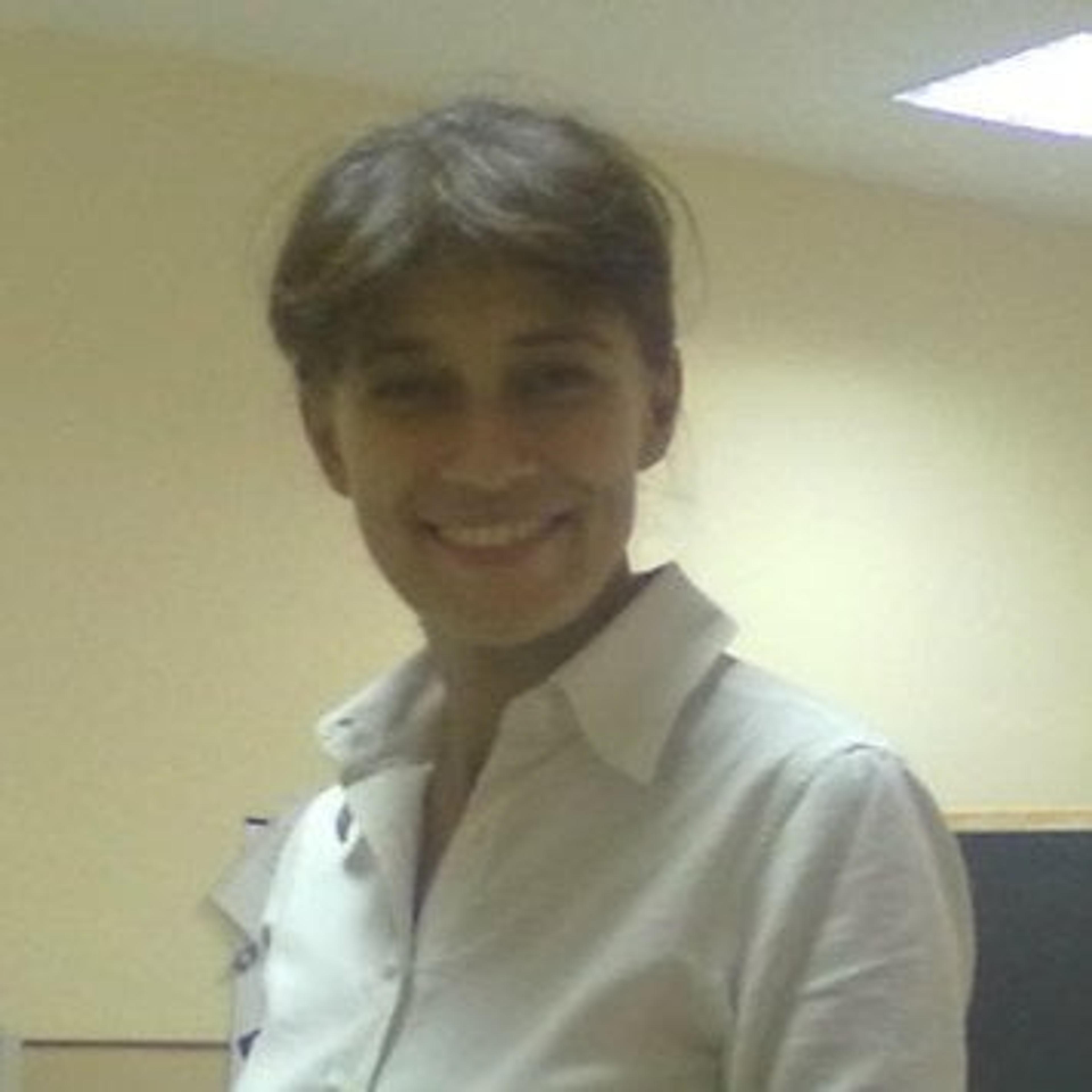 Angela Costa