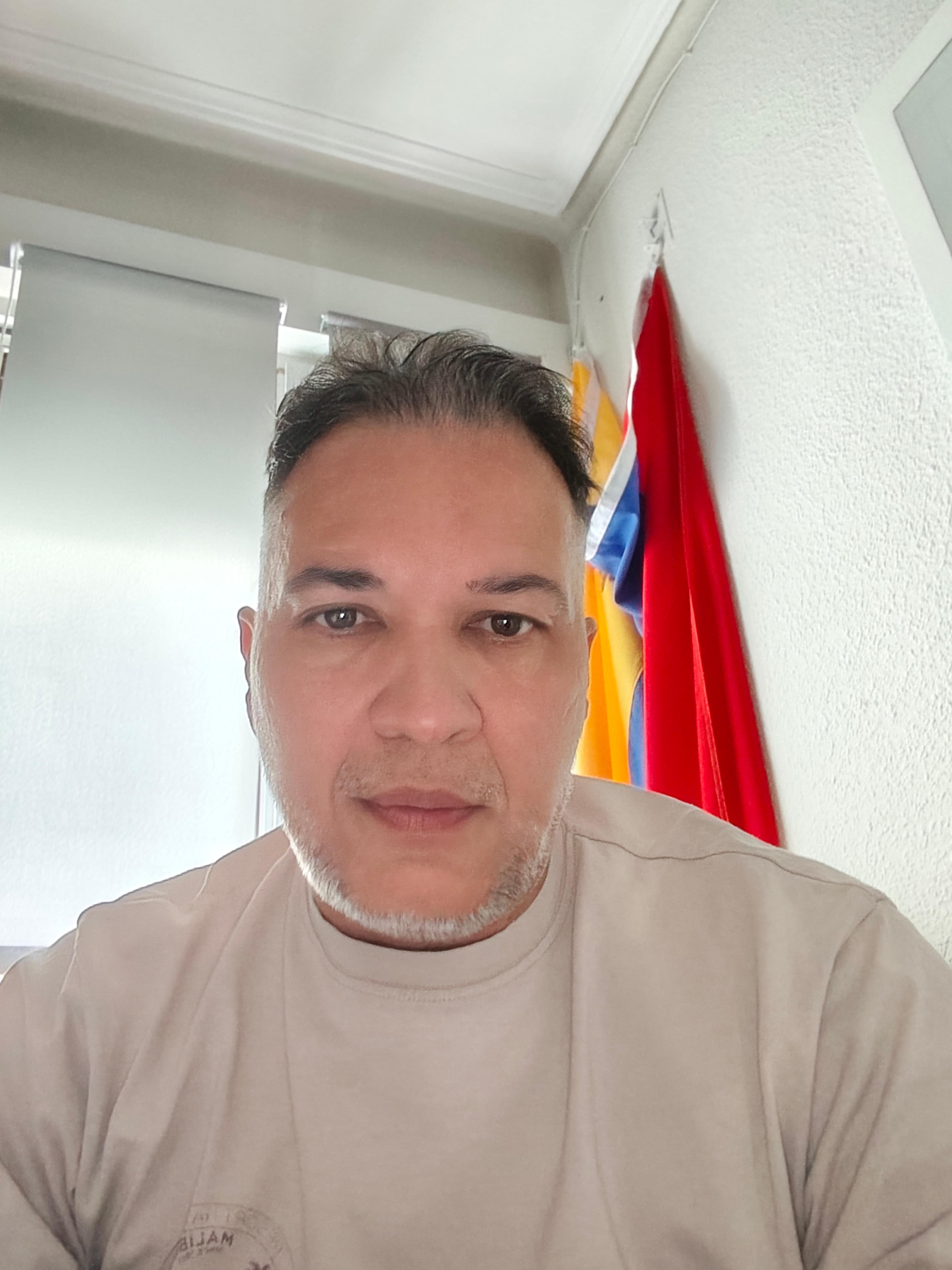 Elio Hernández