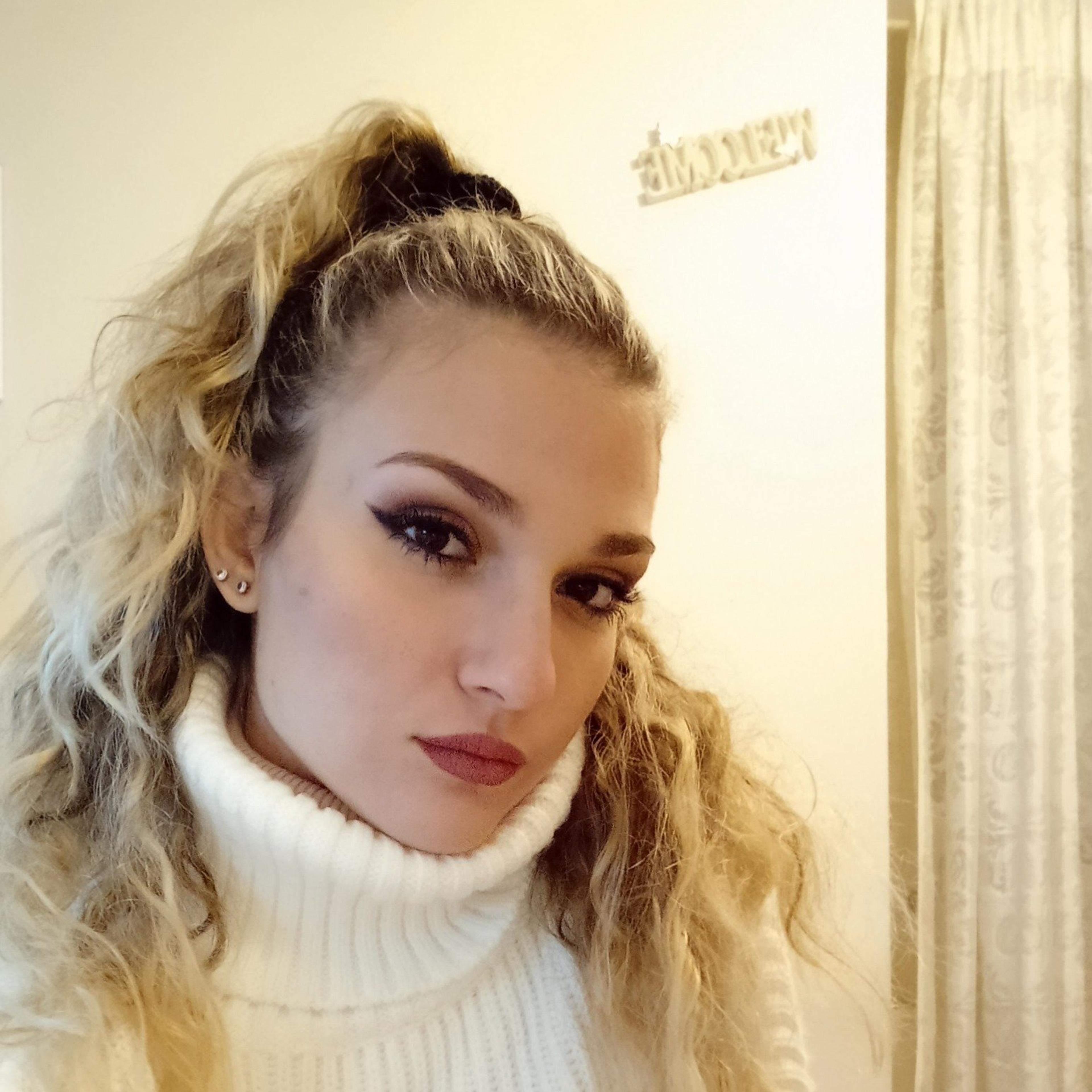 Noemi Hoxhaj