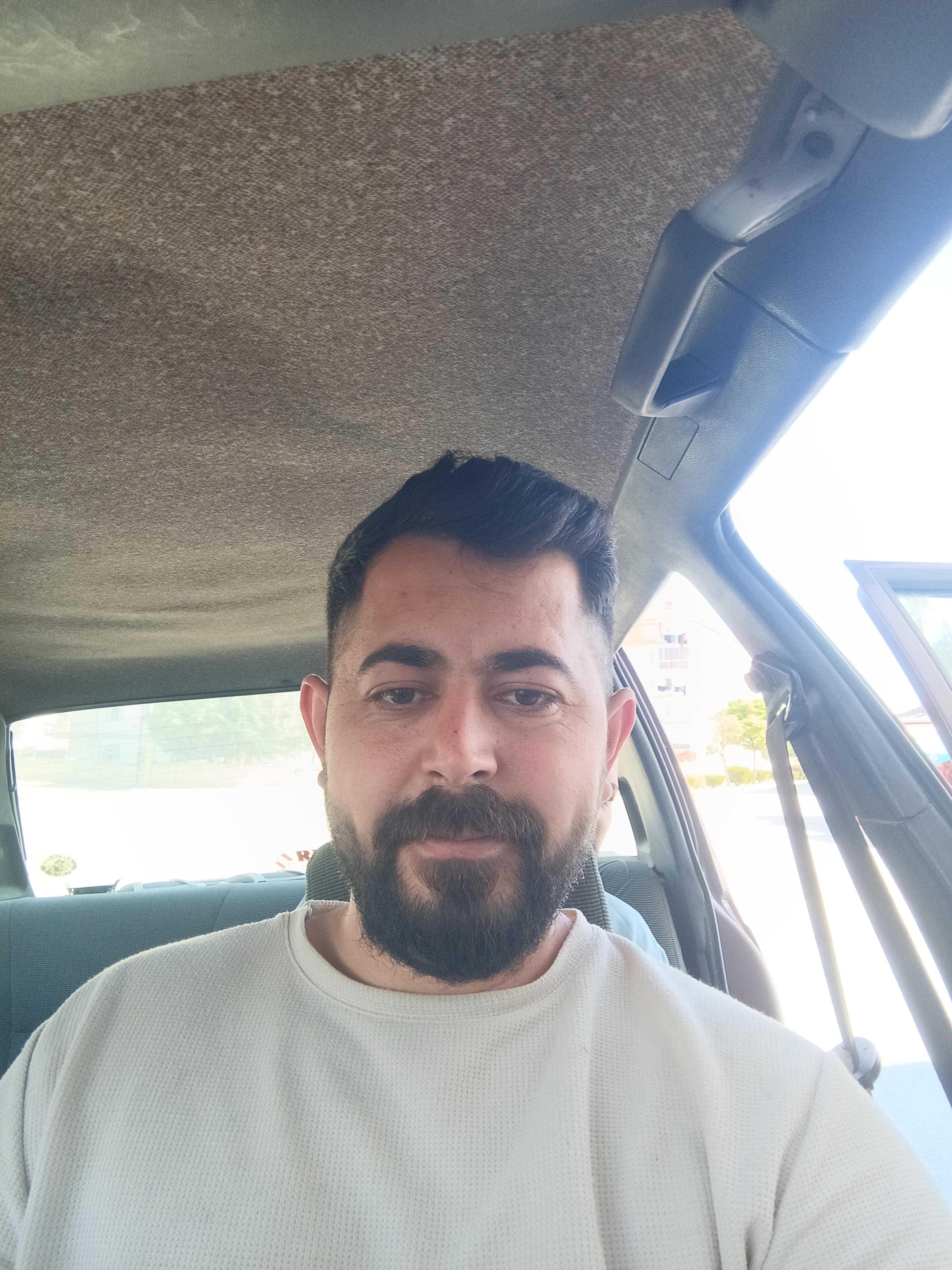 Servet Demir
