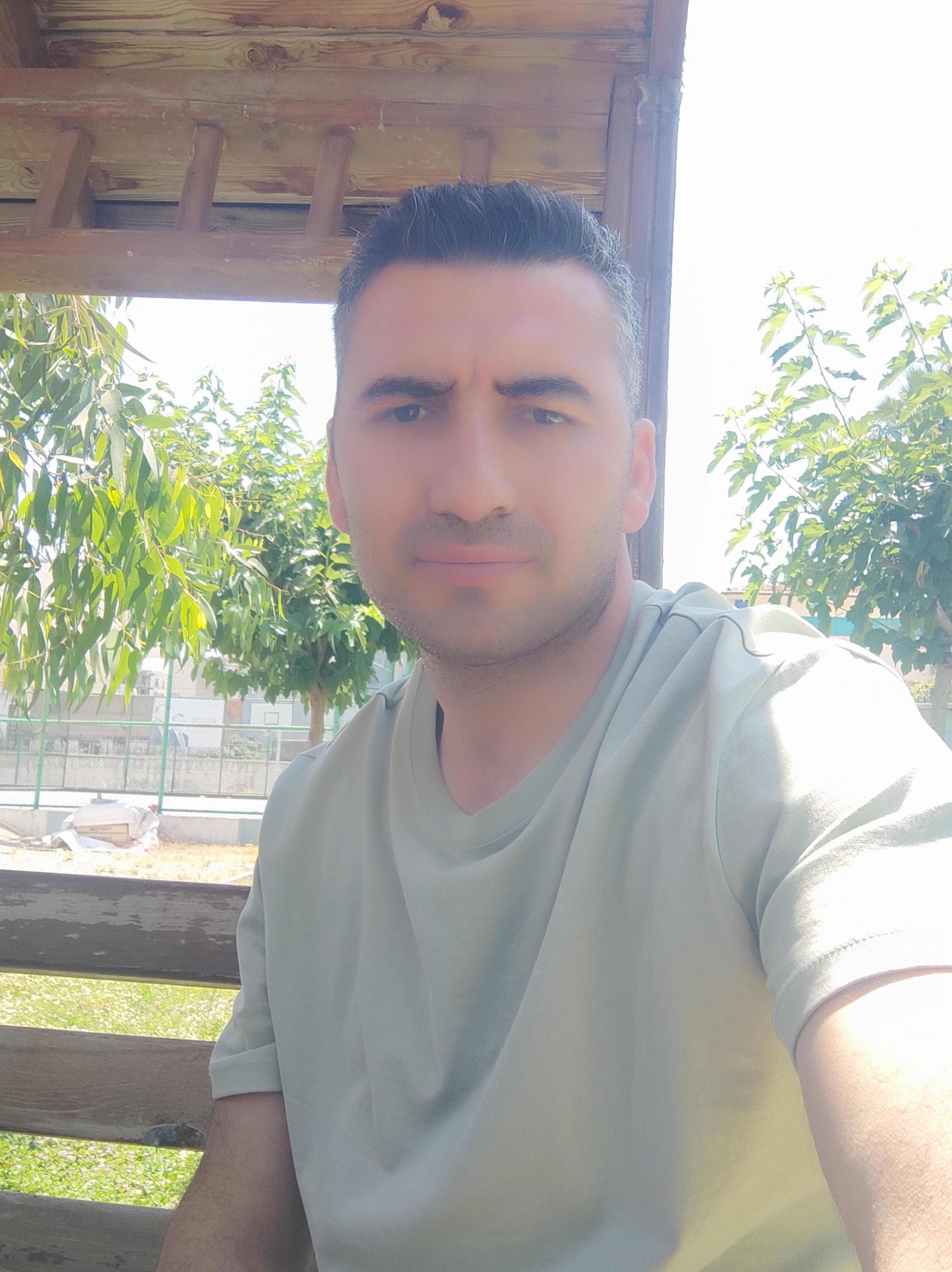 Veysi Öztemel