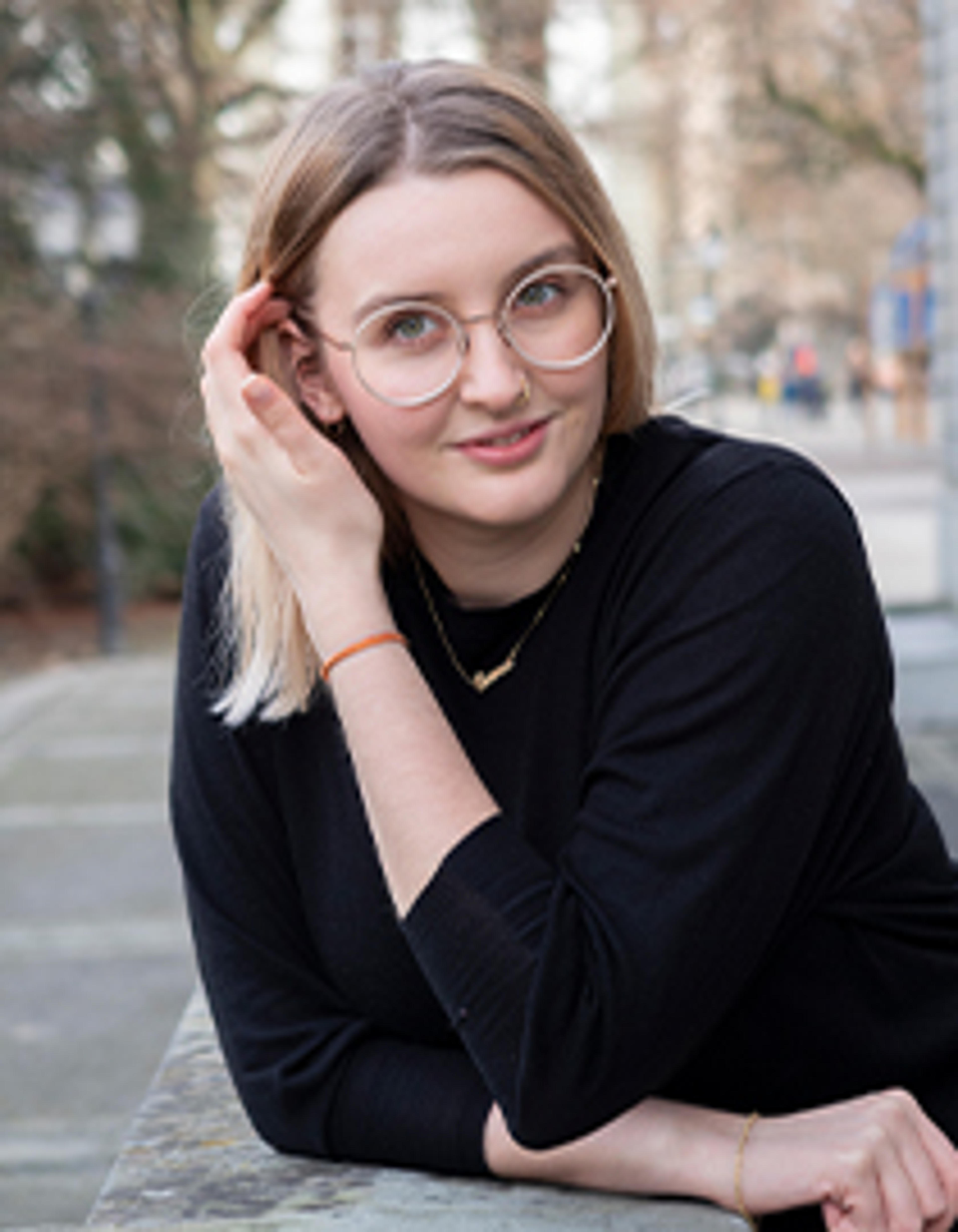 Esma Masi