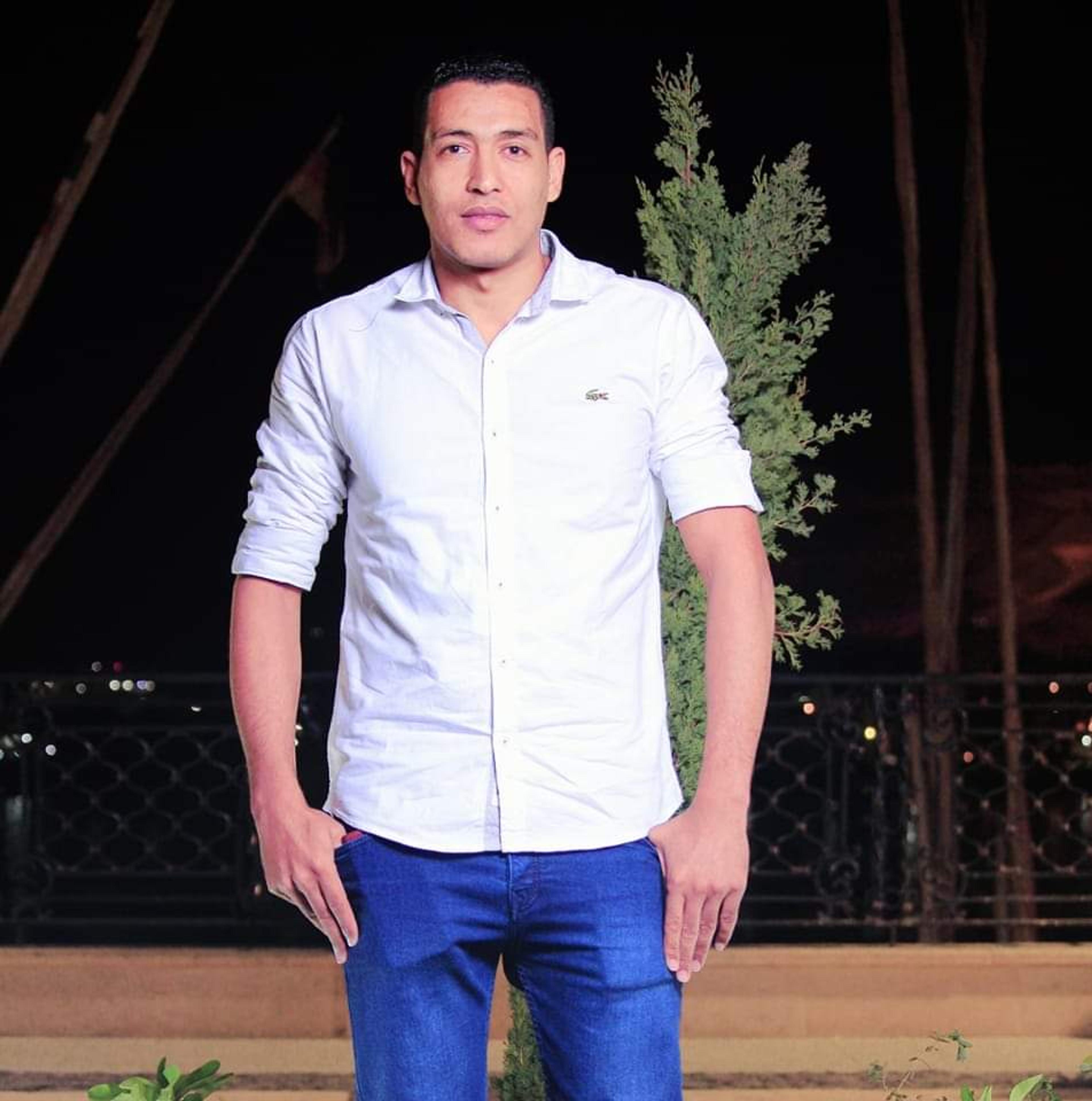فنى كهربائي