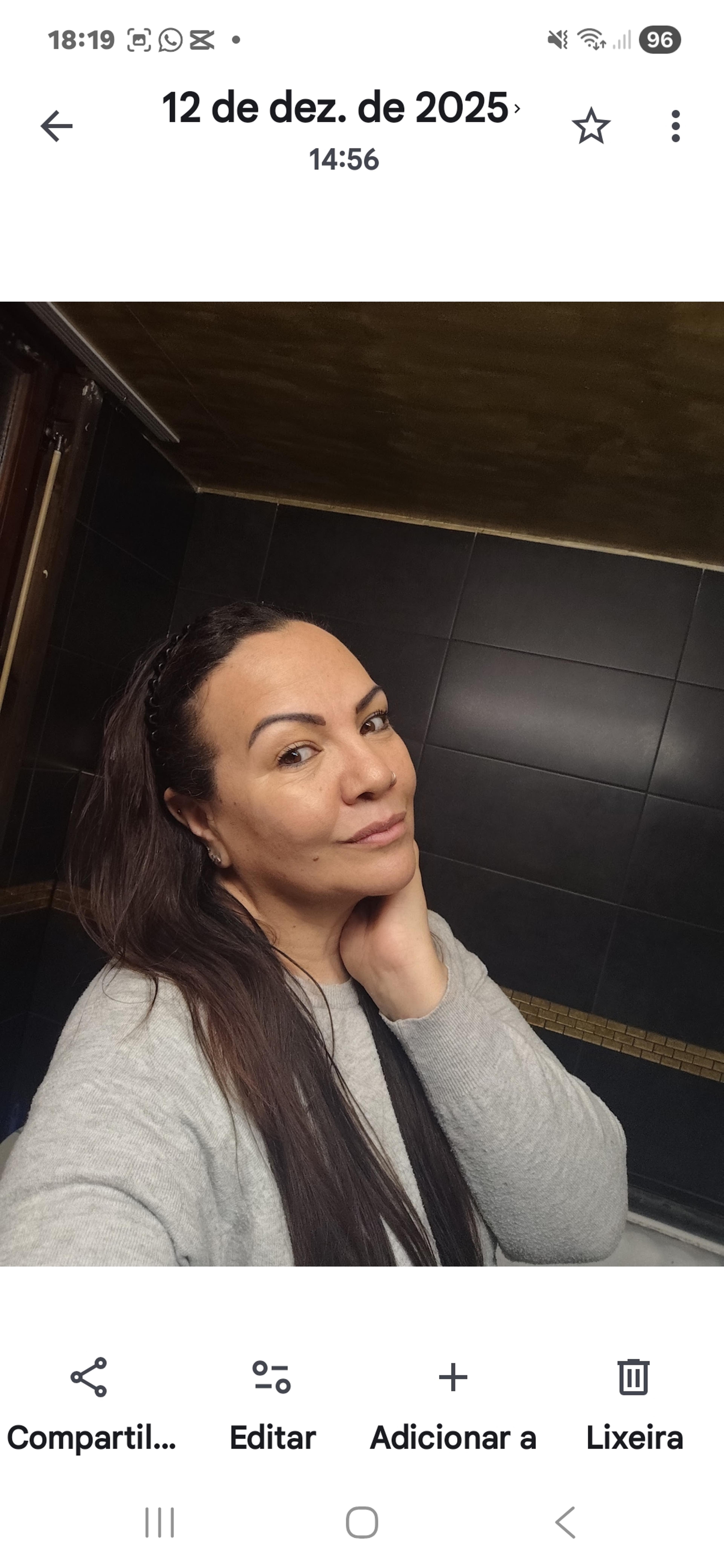 Ana Lúcia De Oliveira