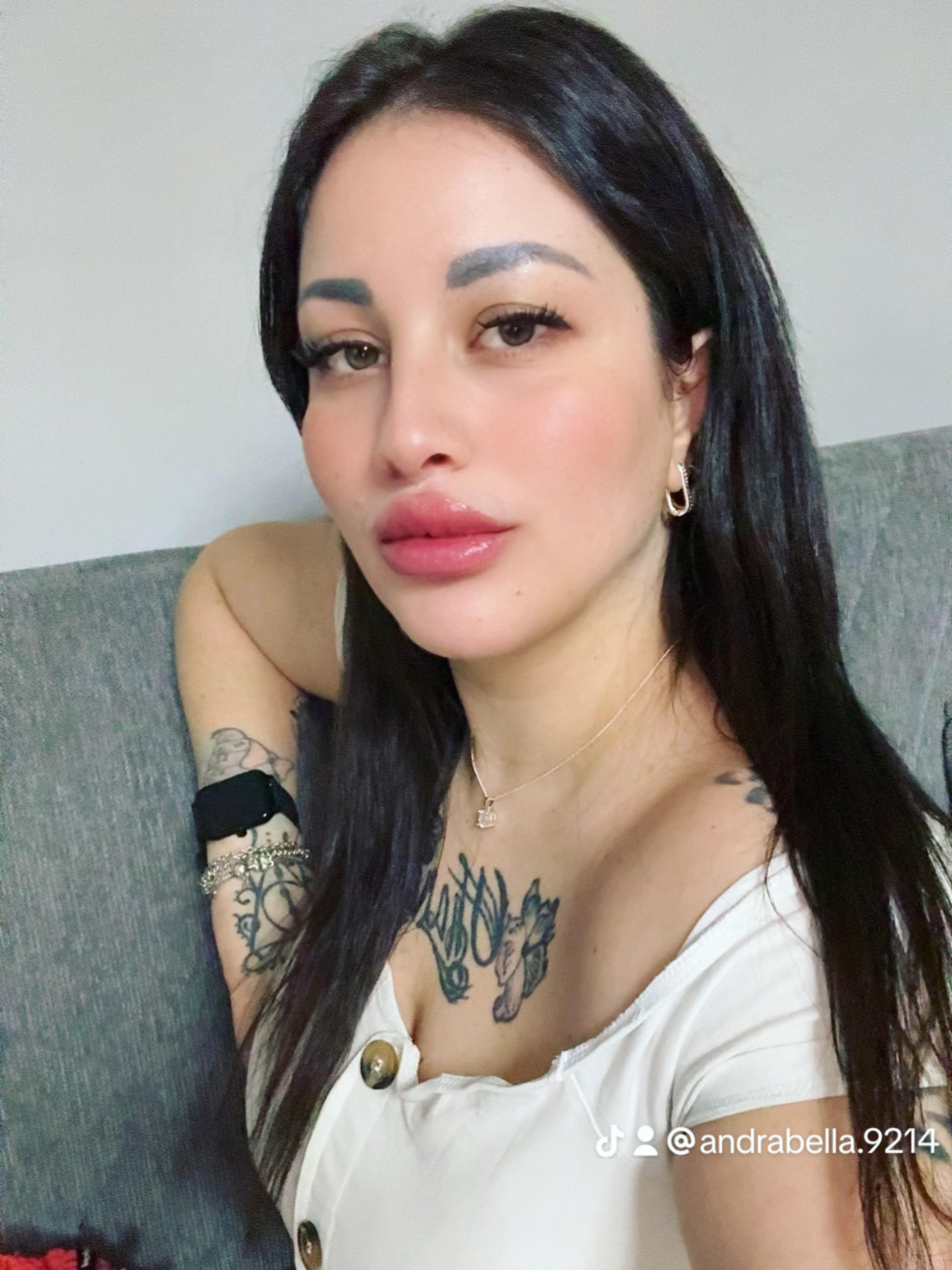 Andra Bella