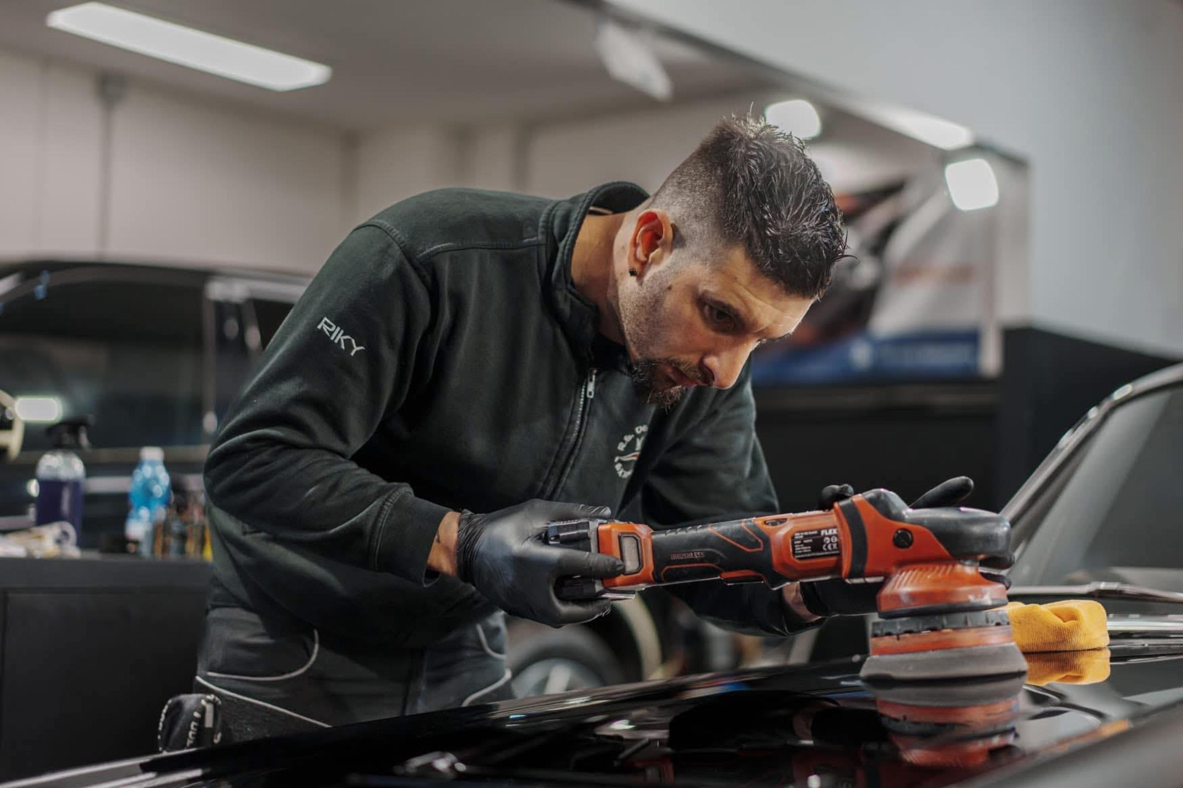 R. E DETAILING EXTREAM