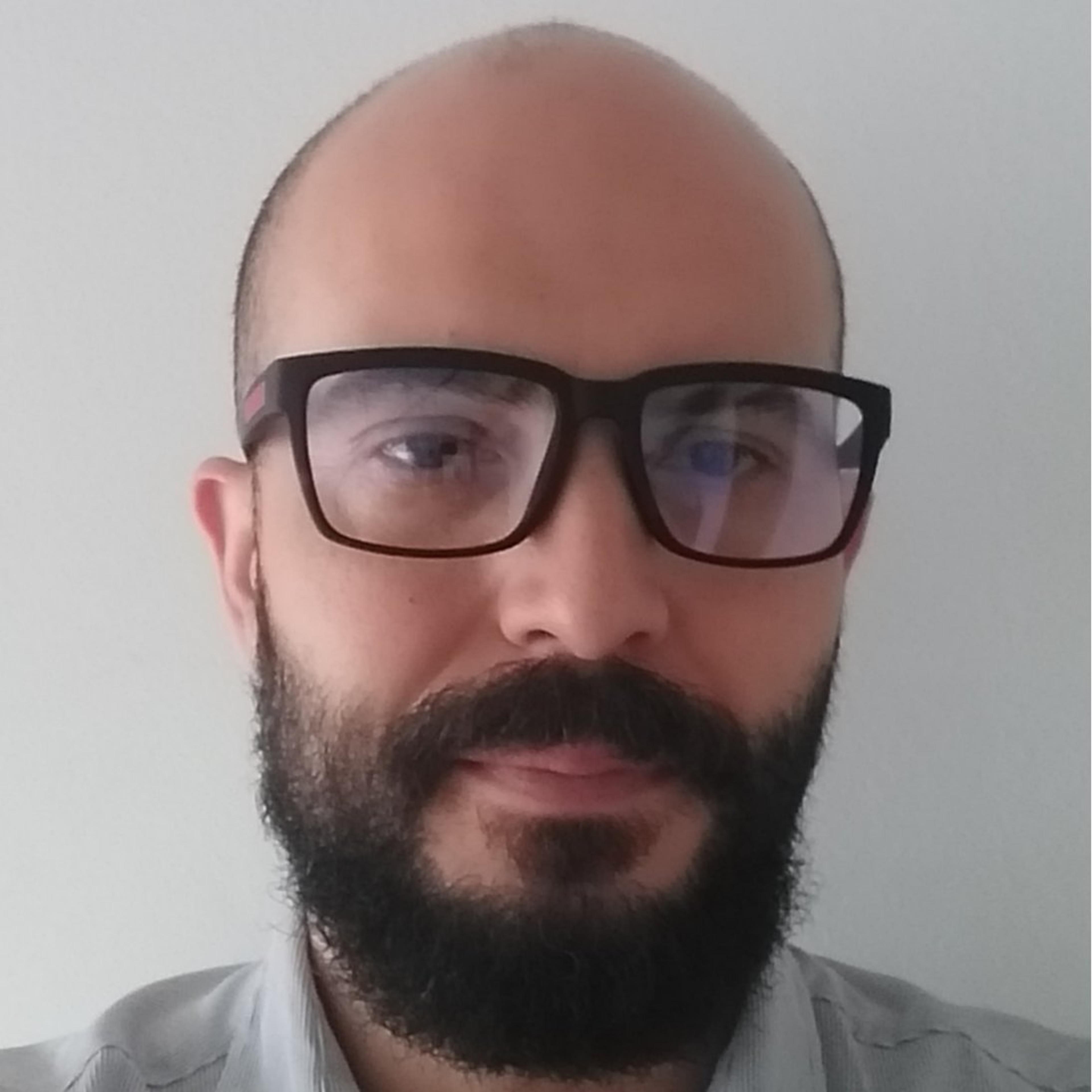 Adrián Molina Rodríguez