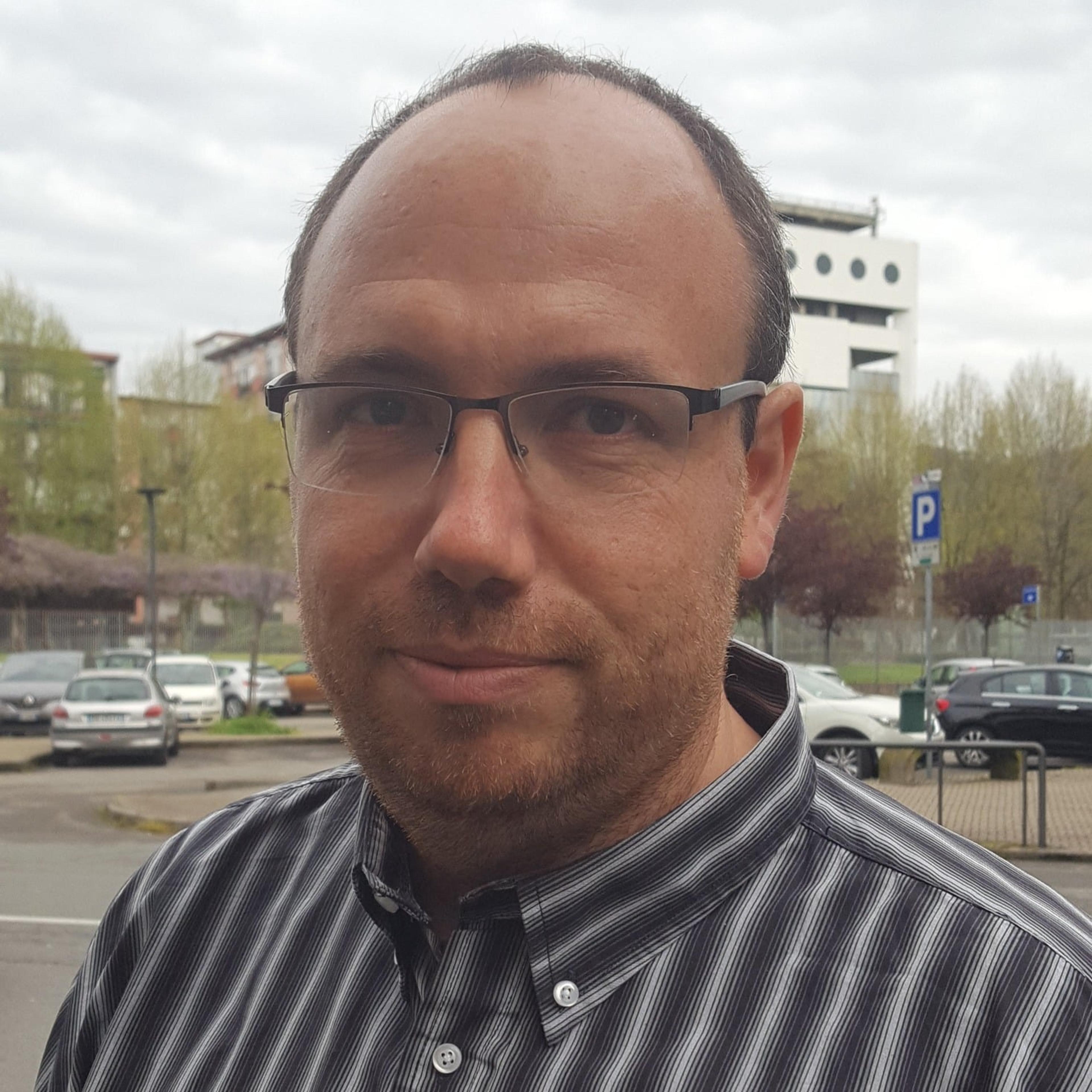 Geom. Massimiliano D'Ambrosio