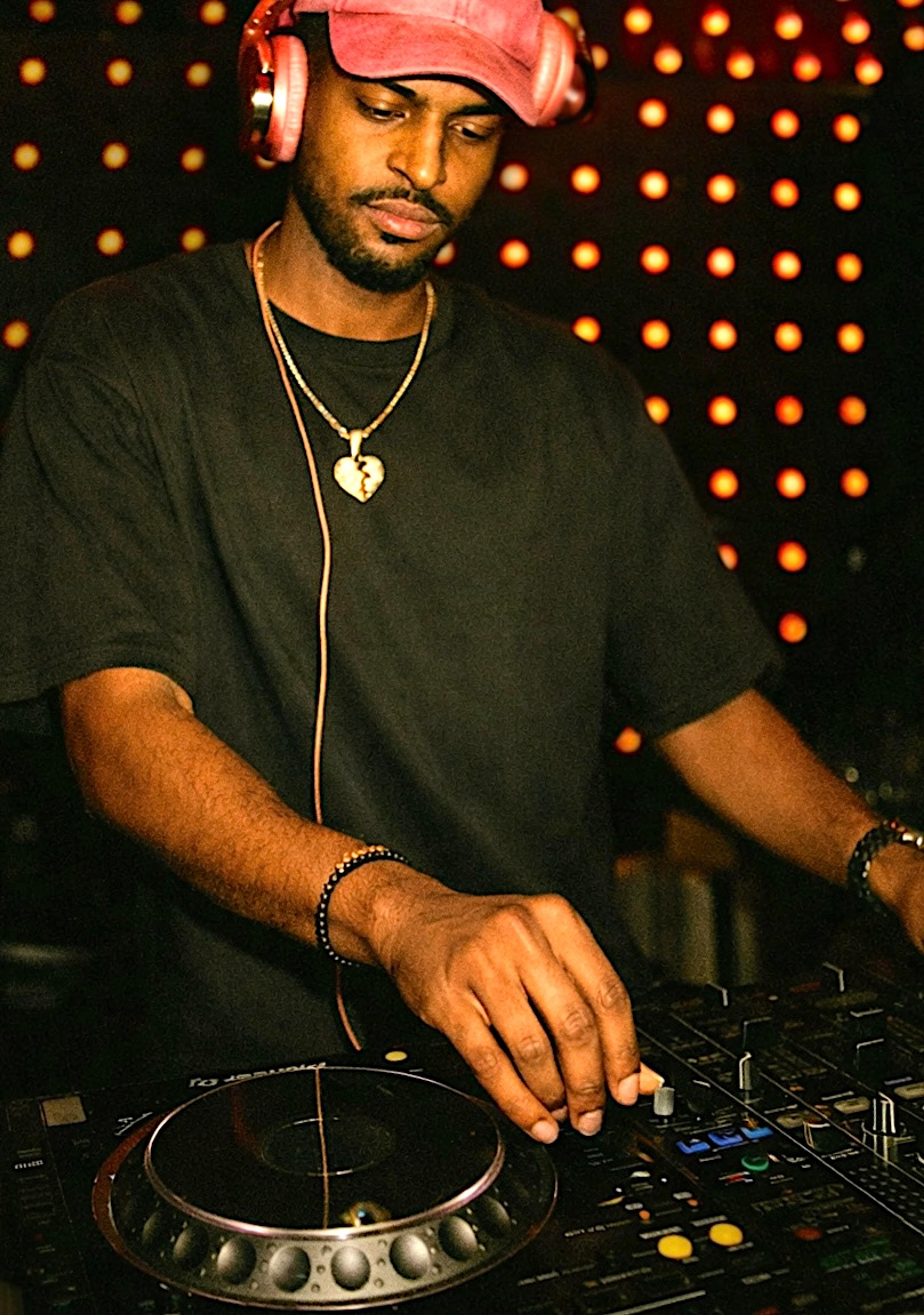 ItsBieno Dj