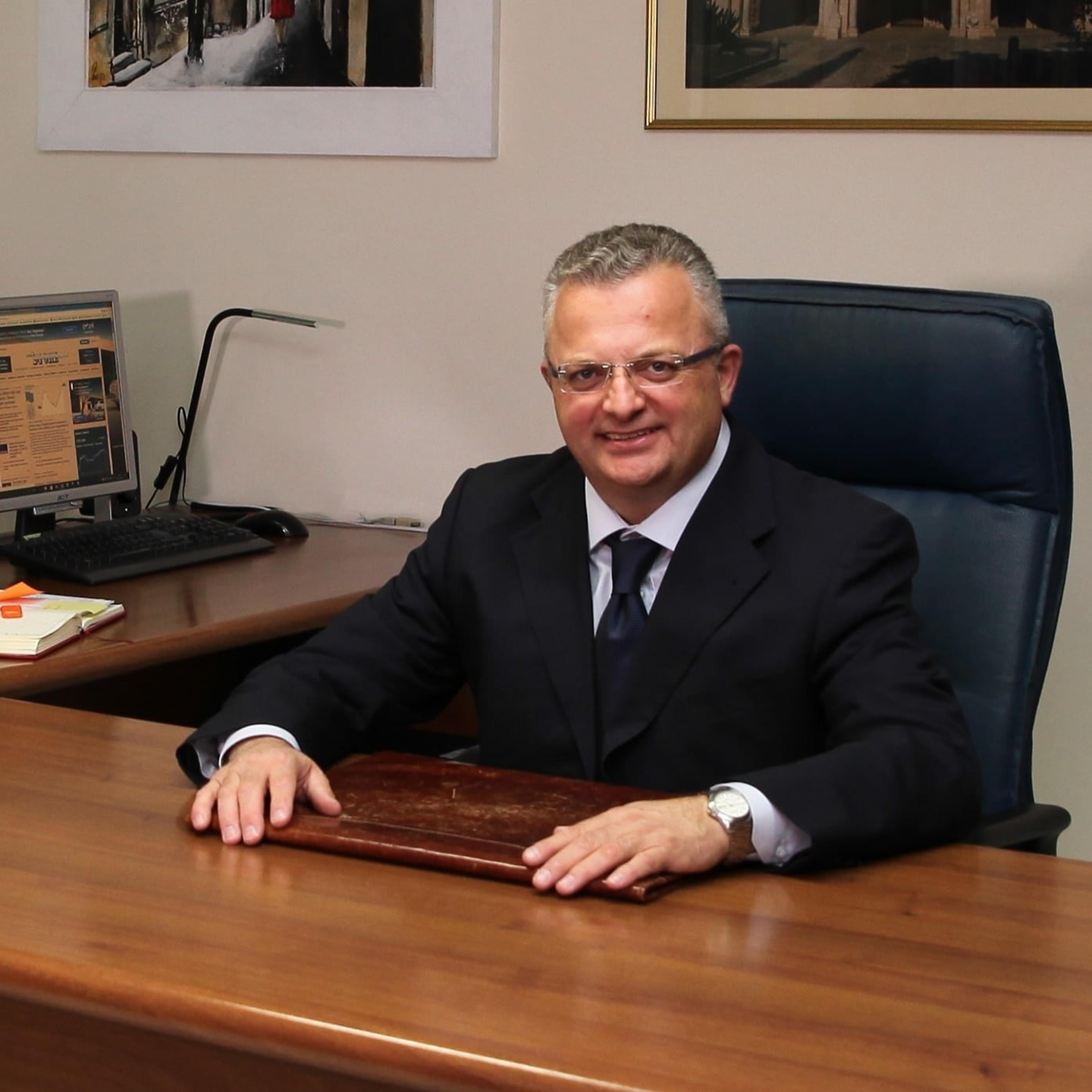 Dottore commercialista. Revisore contabile