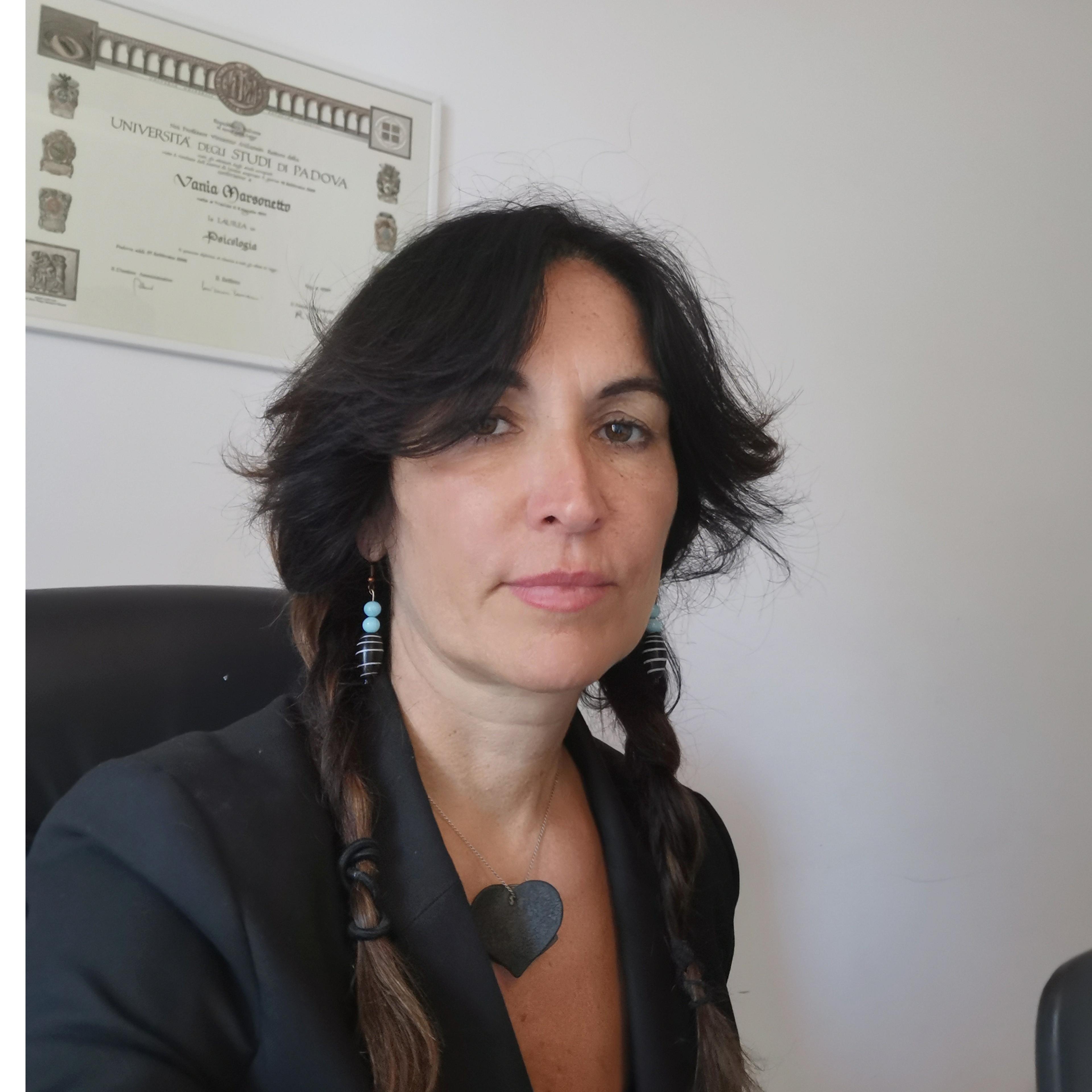 PSICOLOGA, ORIENTATRICE PROFESSIONALE, COACH E FACILITATRICE MINDFULNESS