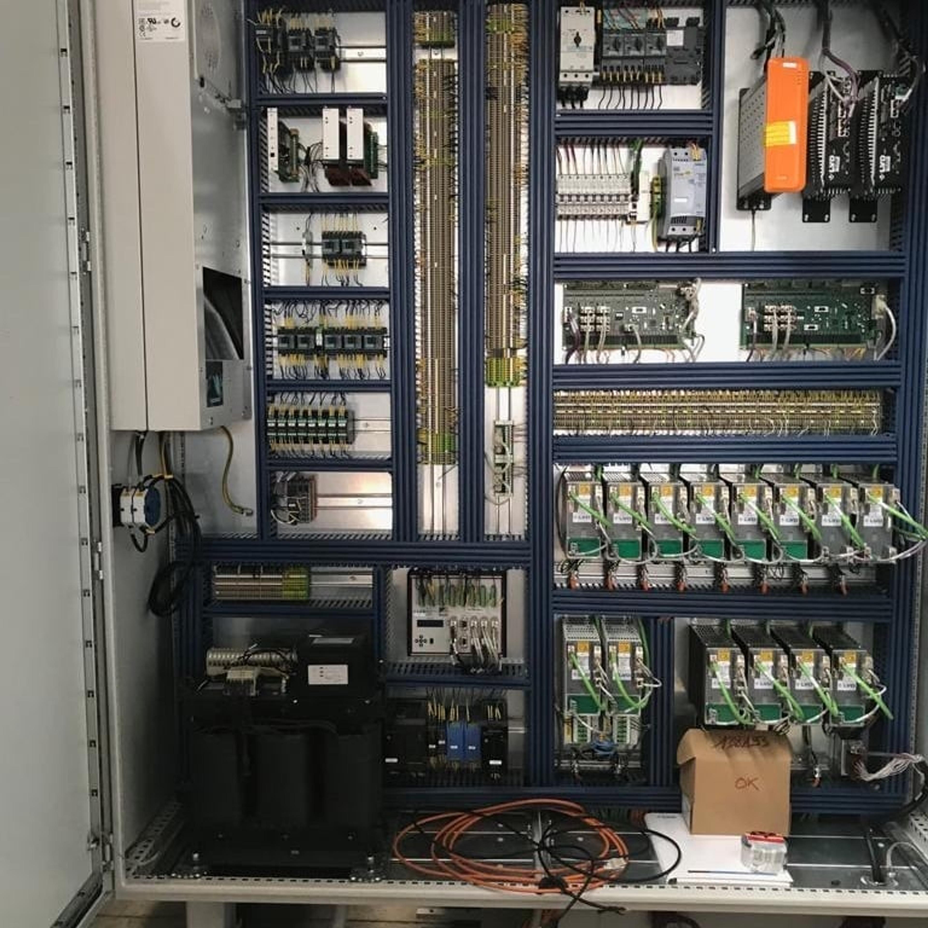 De Luca Costruzioni Elettromeccaniche srl