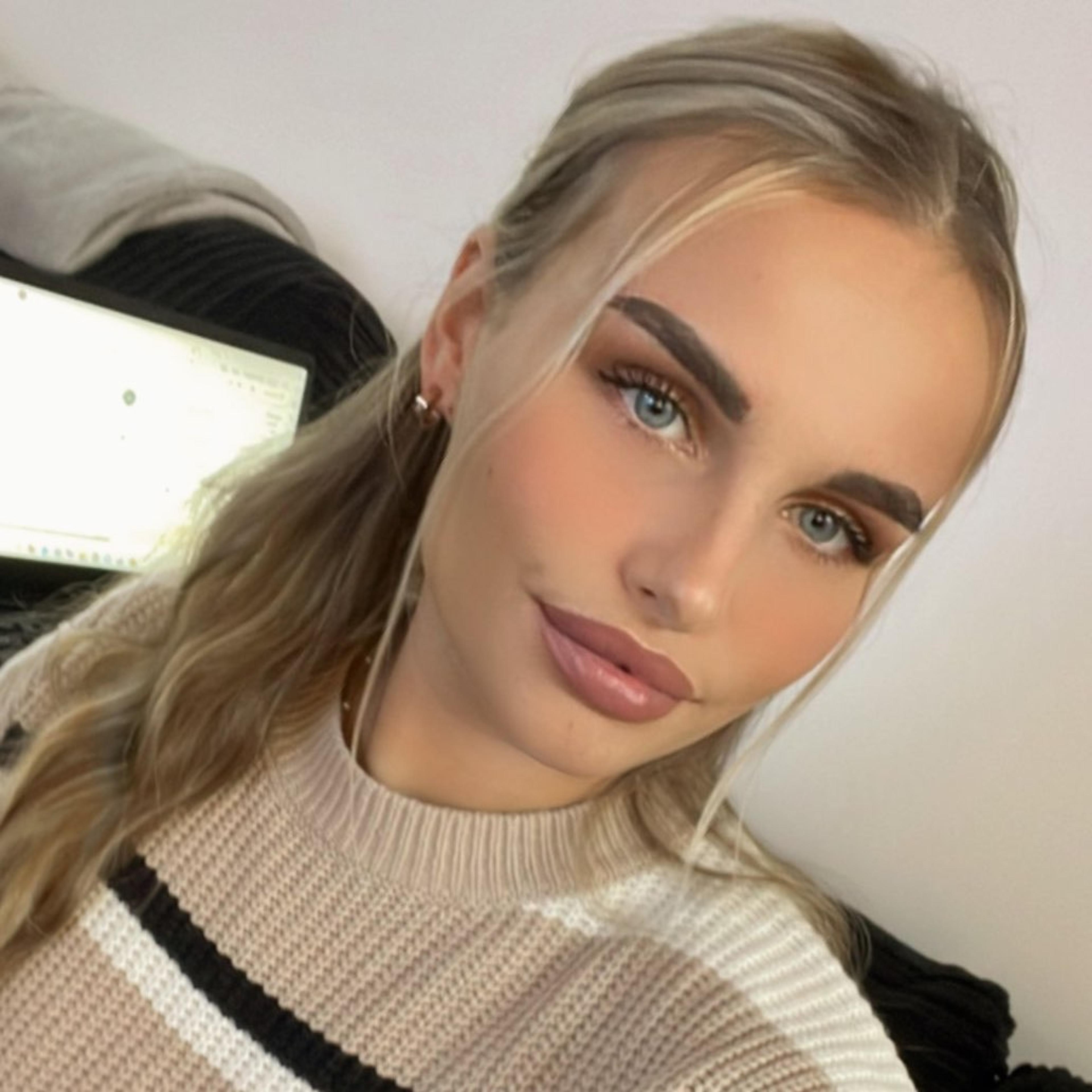 Adella Lloyd