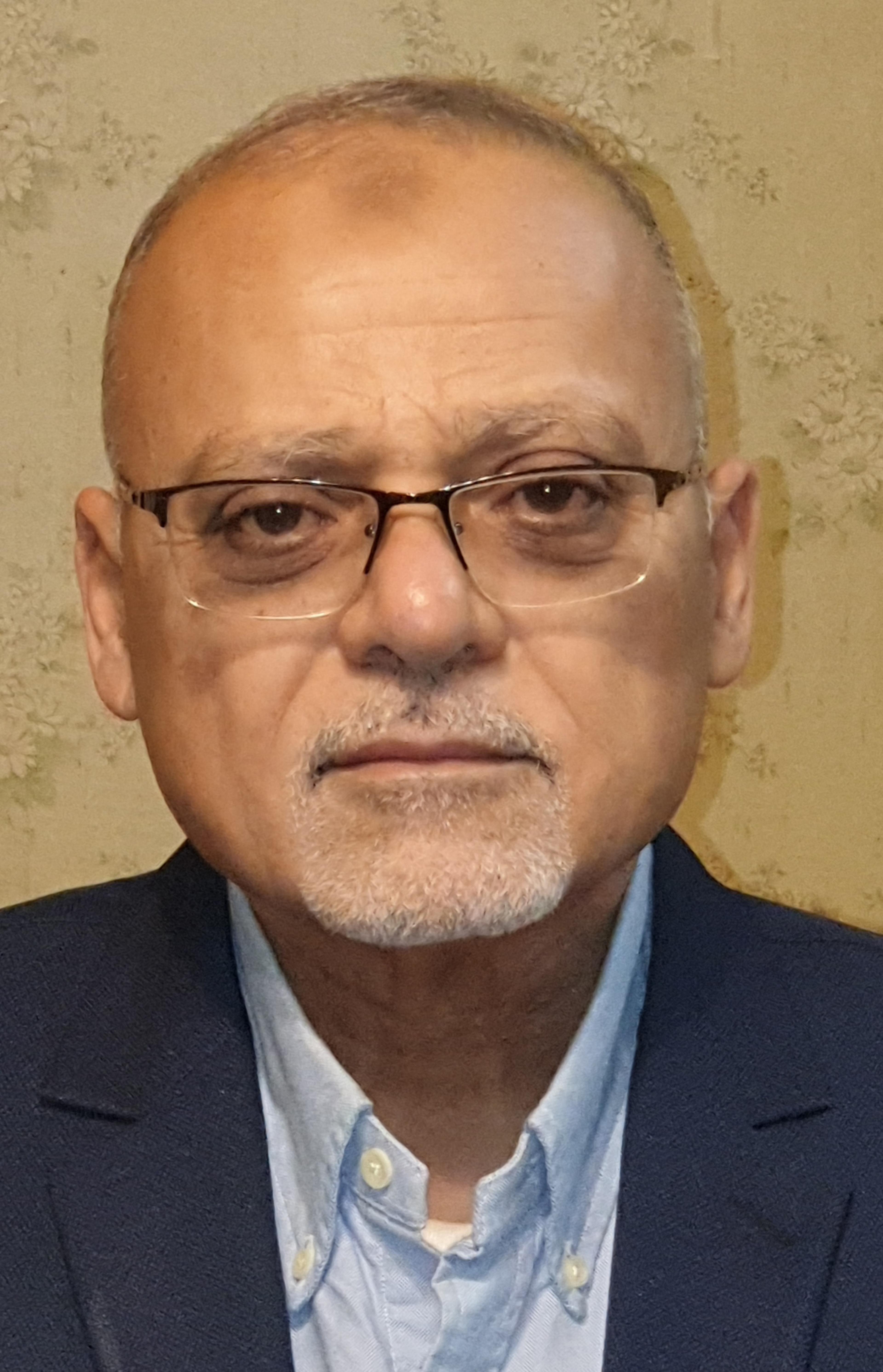 اسامة زكريا