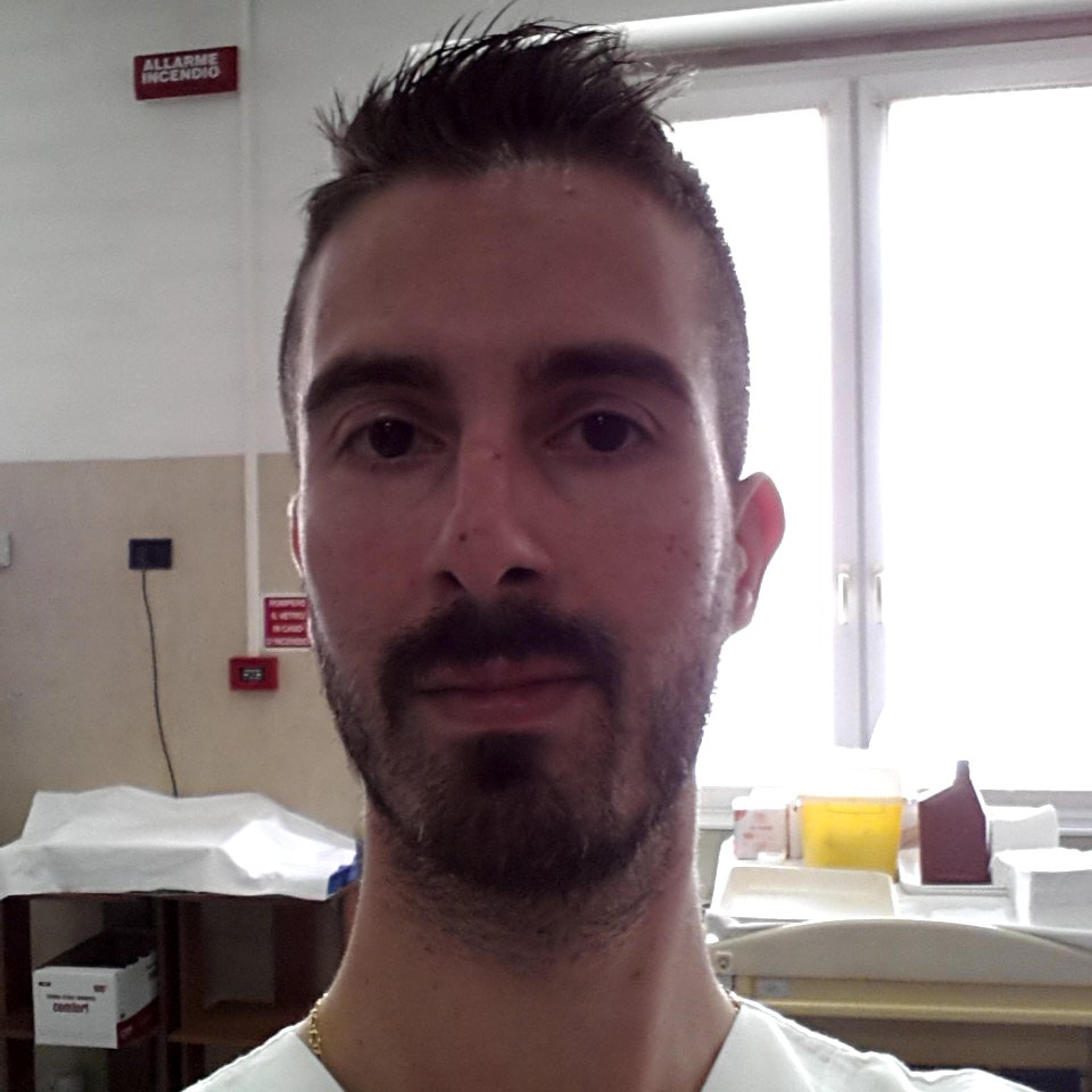 Michele Bramo Masso Fisioterapista Posturologo Mezierista Massaggiatore