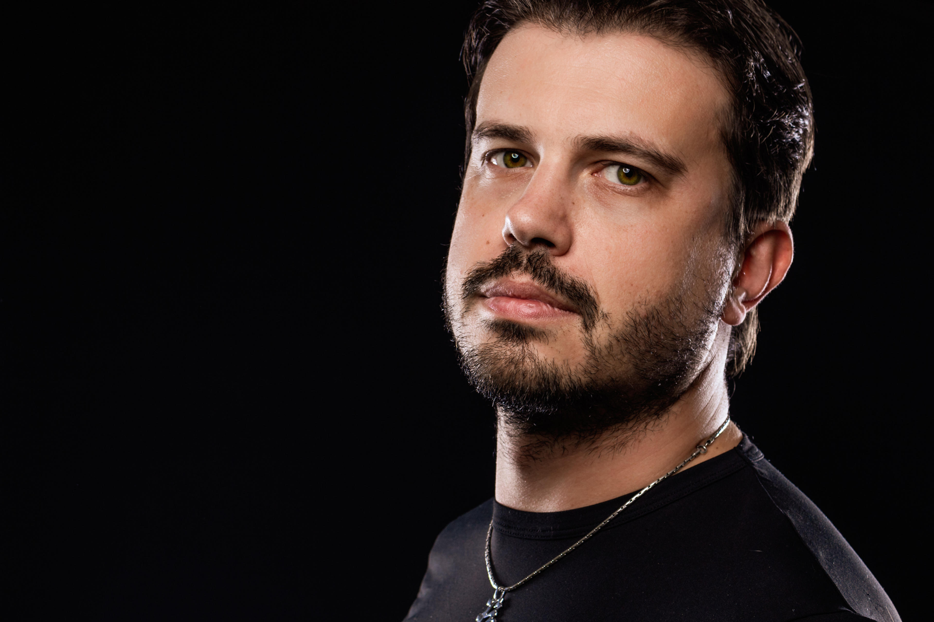 Claudio B