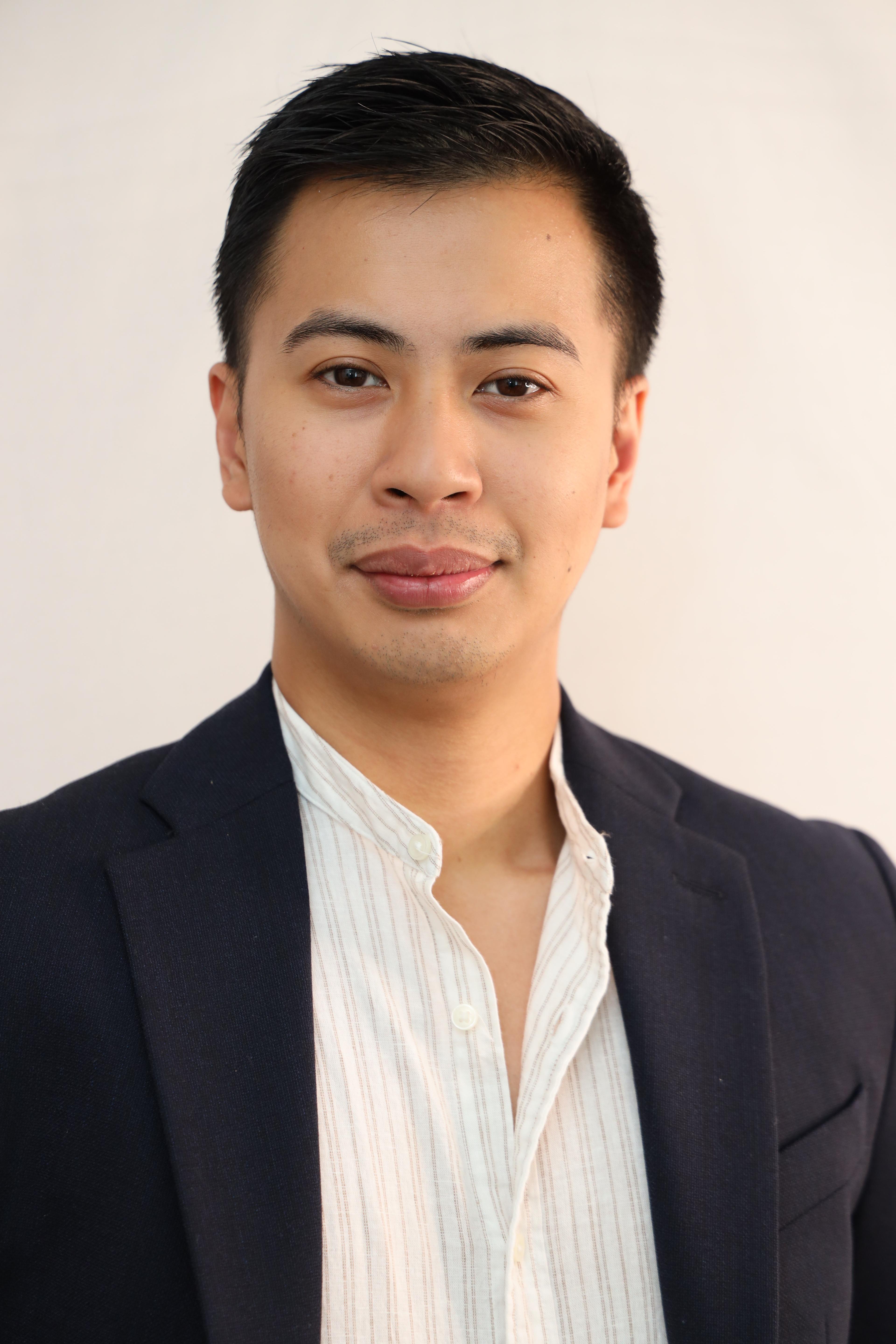 Lee J Ramirez