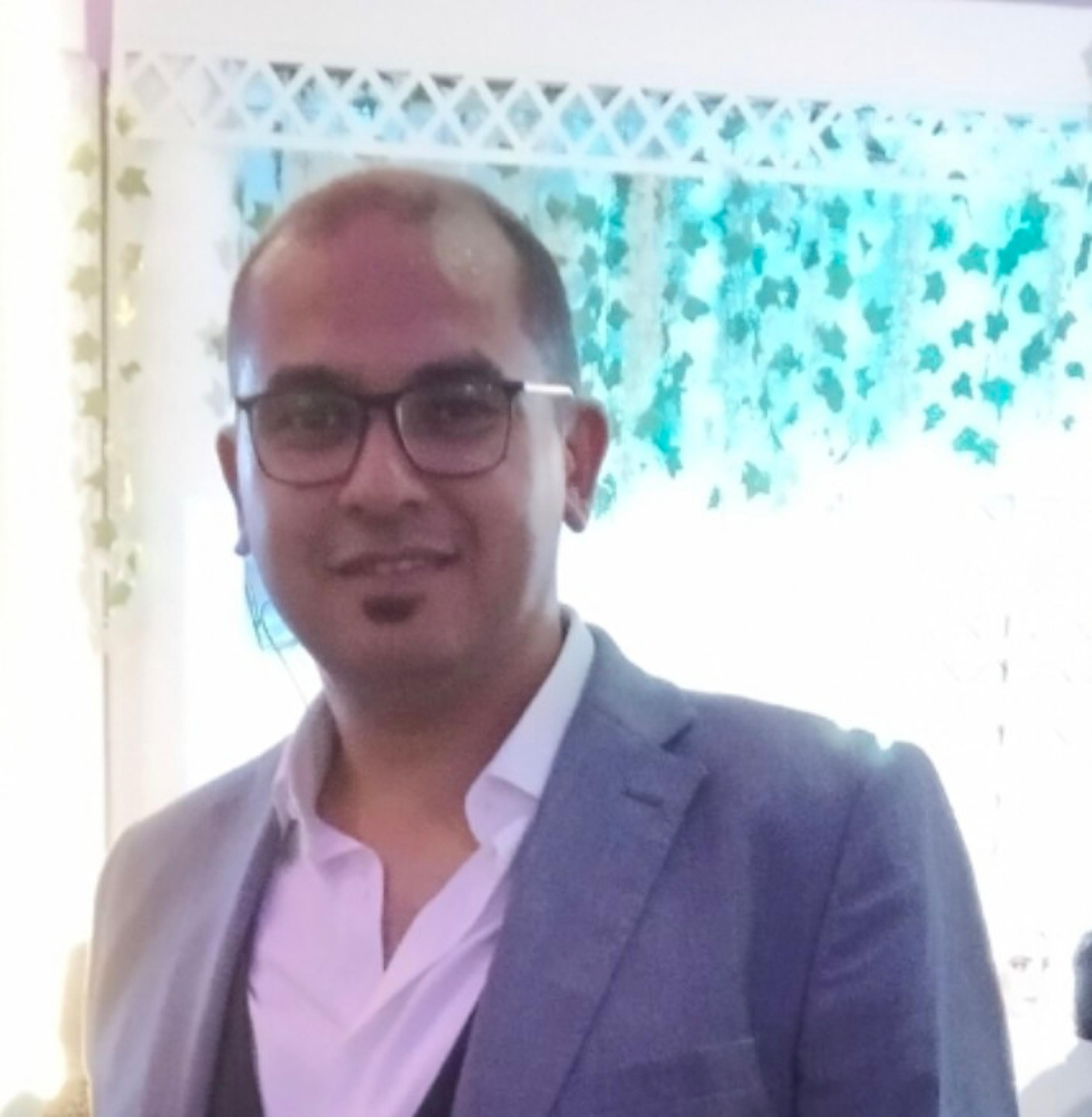 احمد شوقي احمد