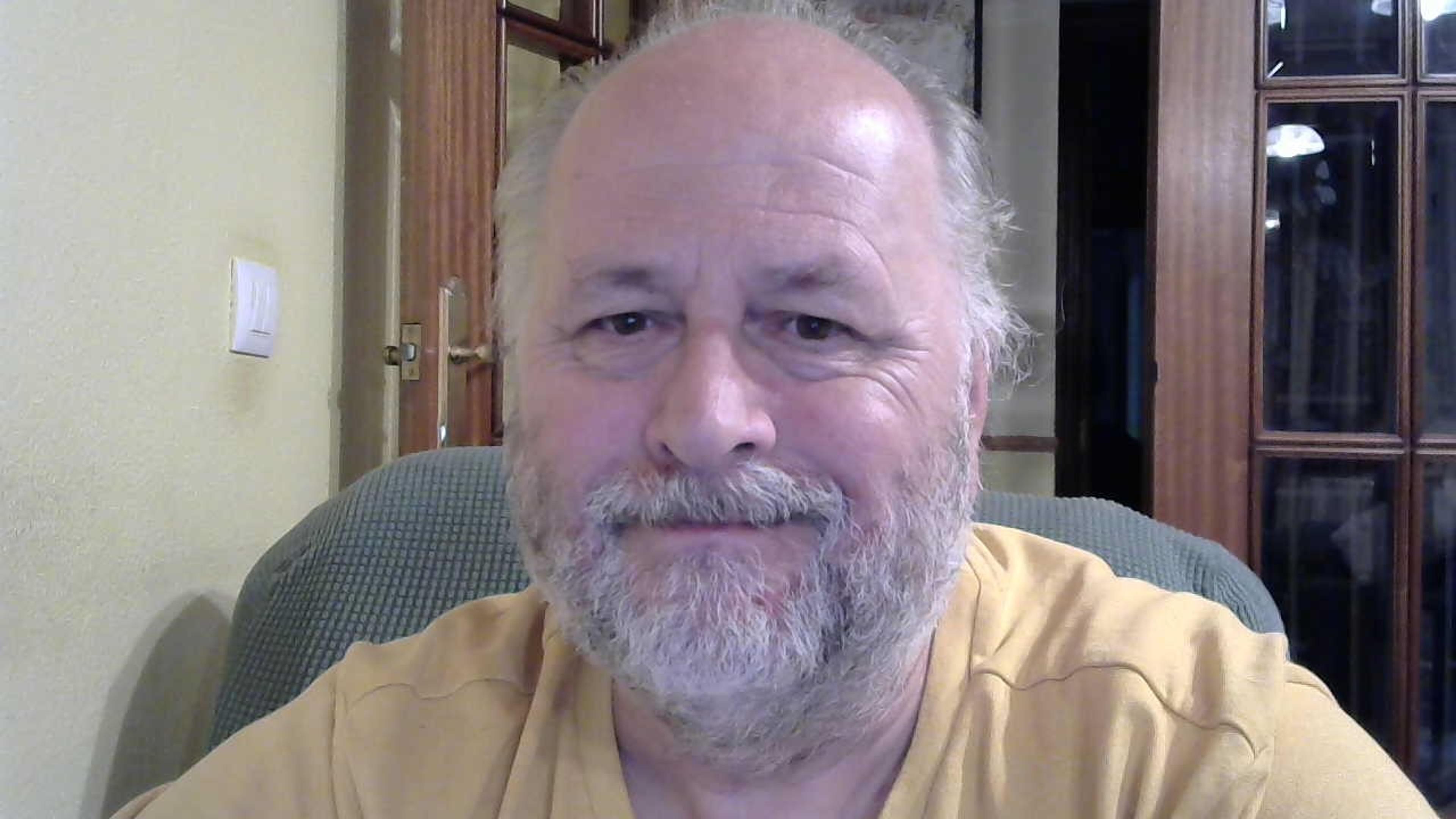 Peter Hunt