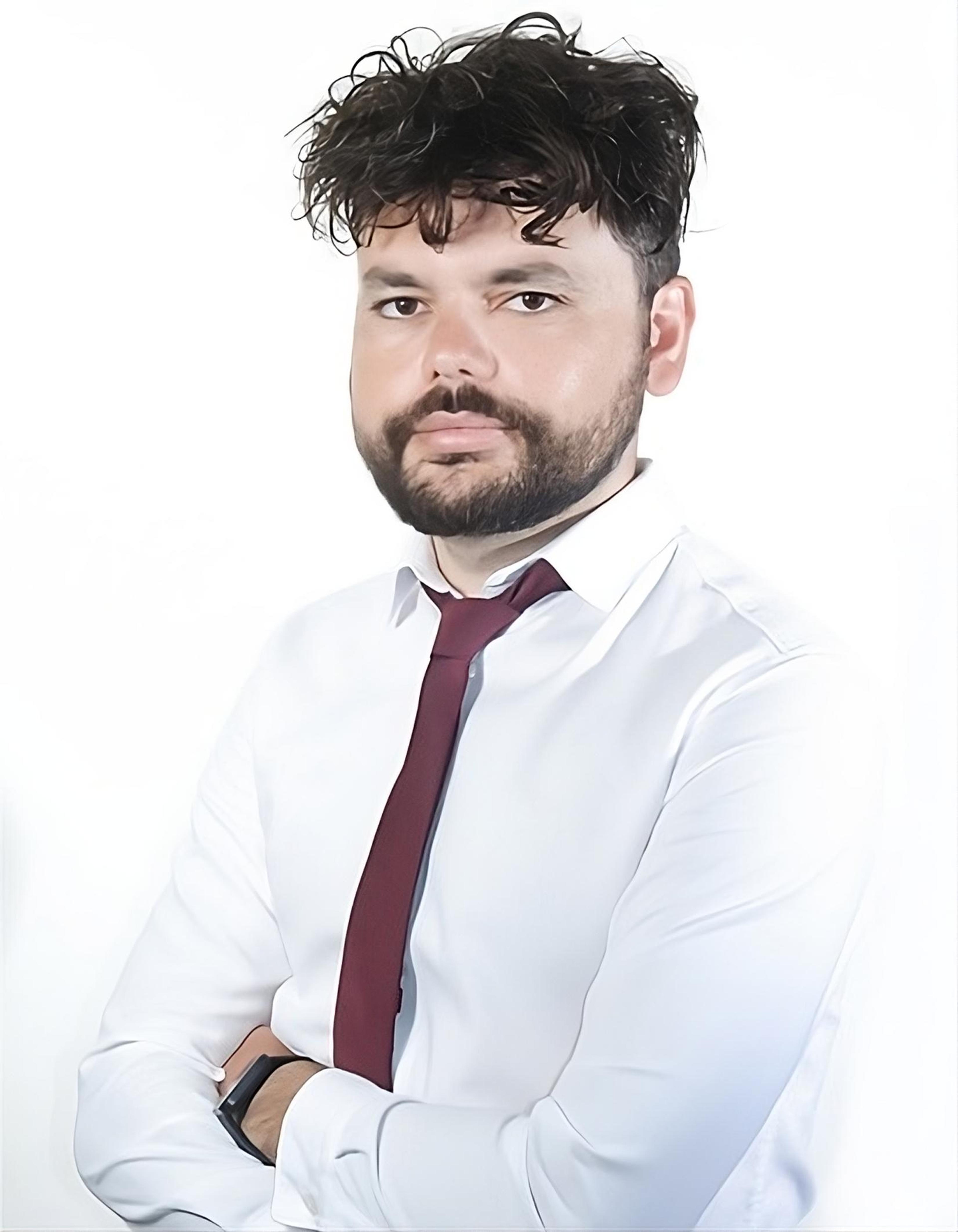Igli Topi
