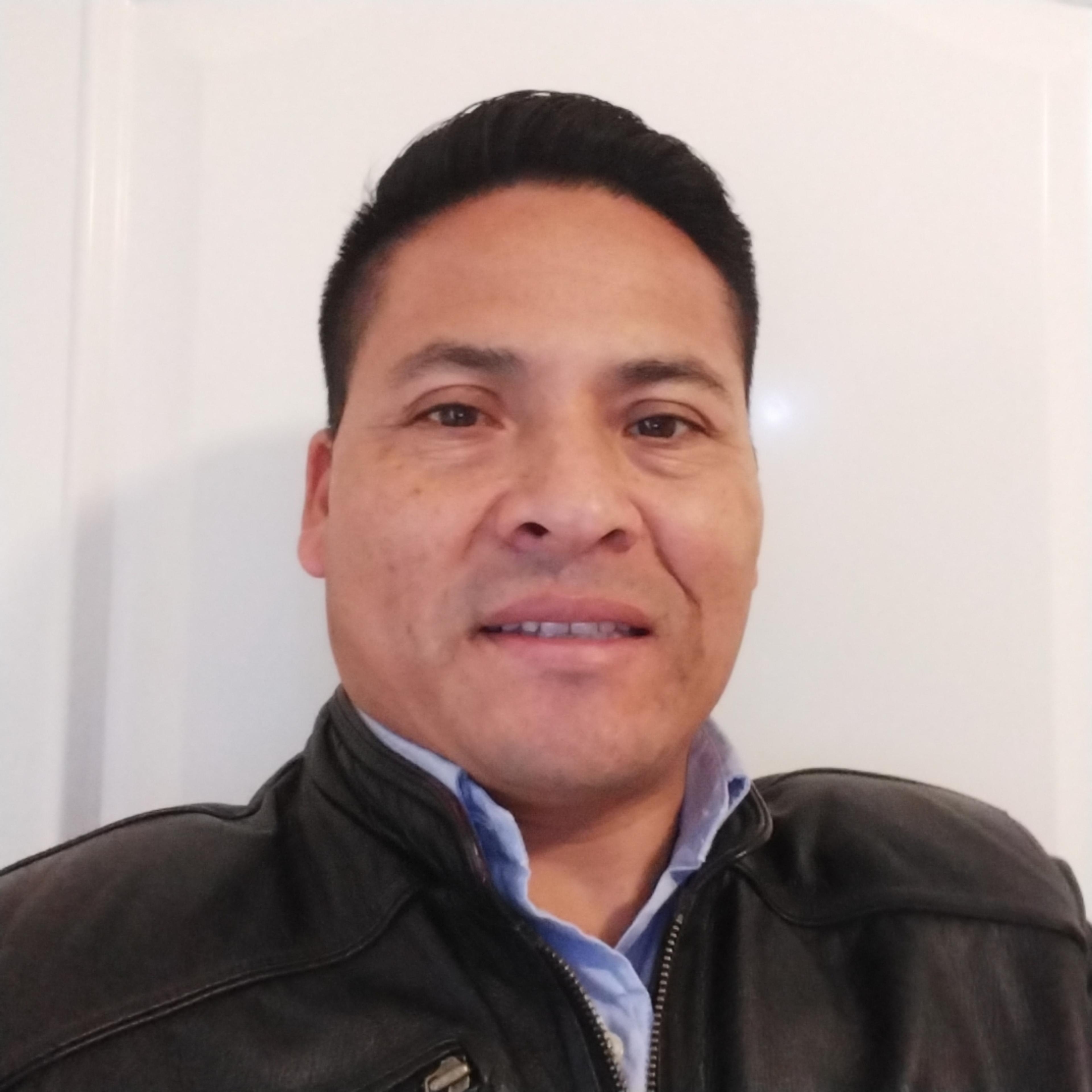 Edison Flores