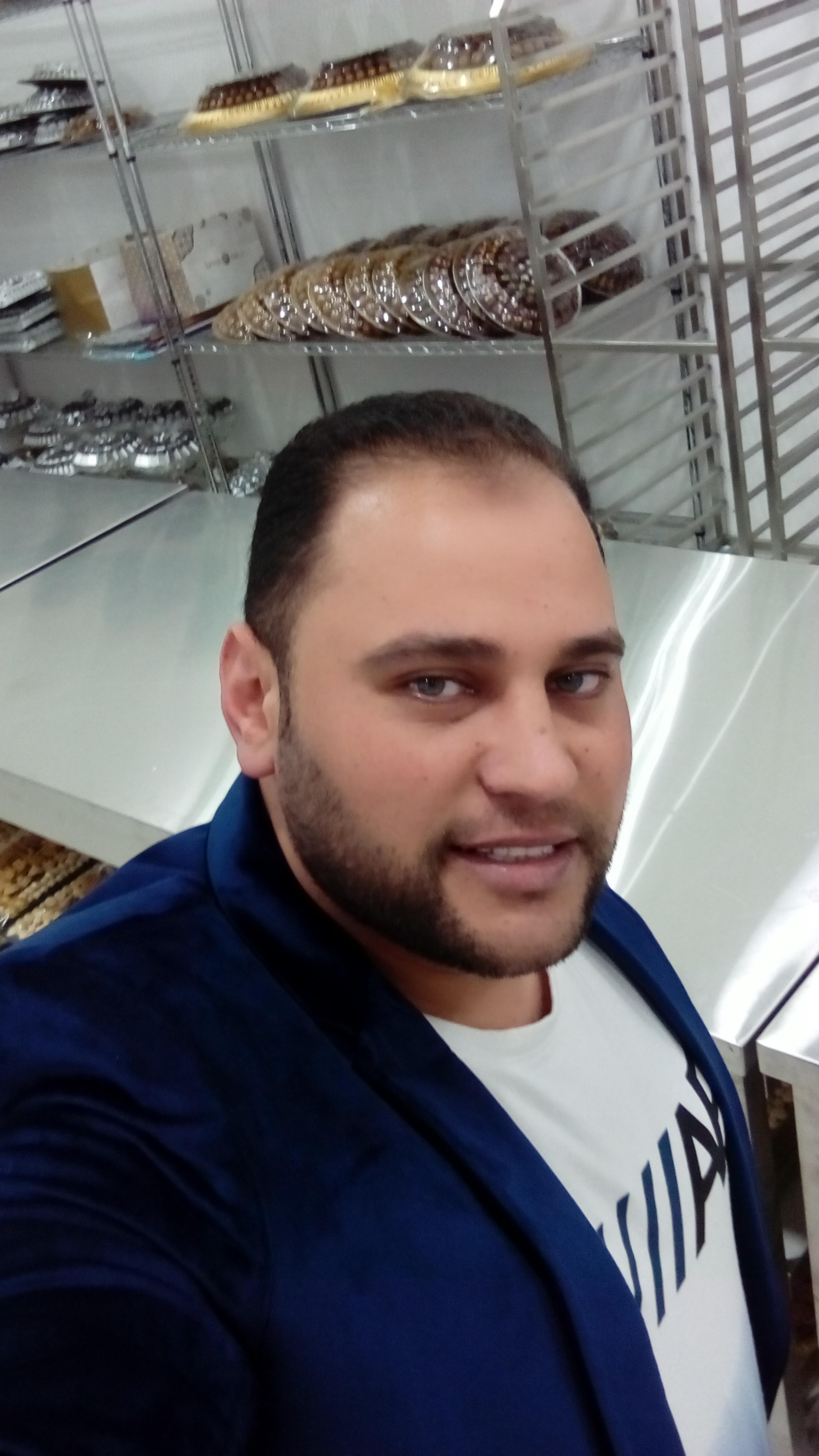 هشام شطا