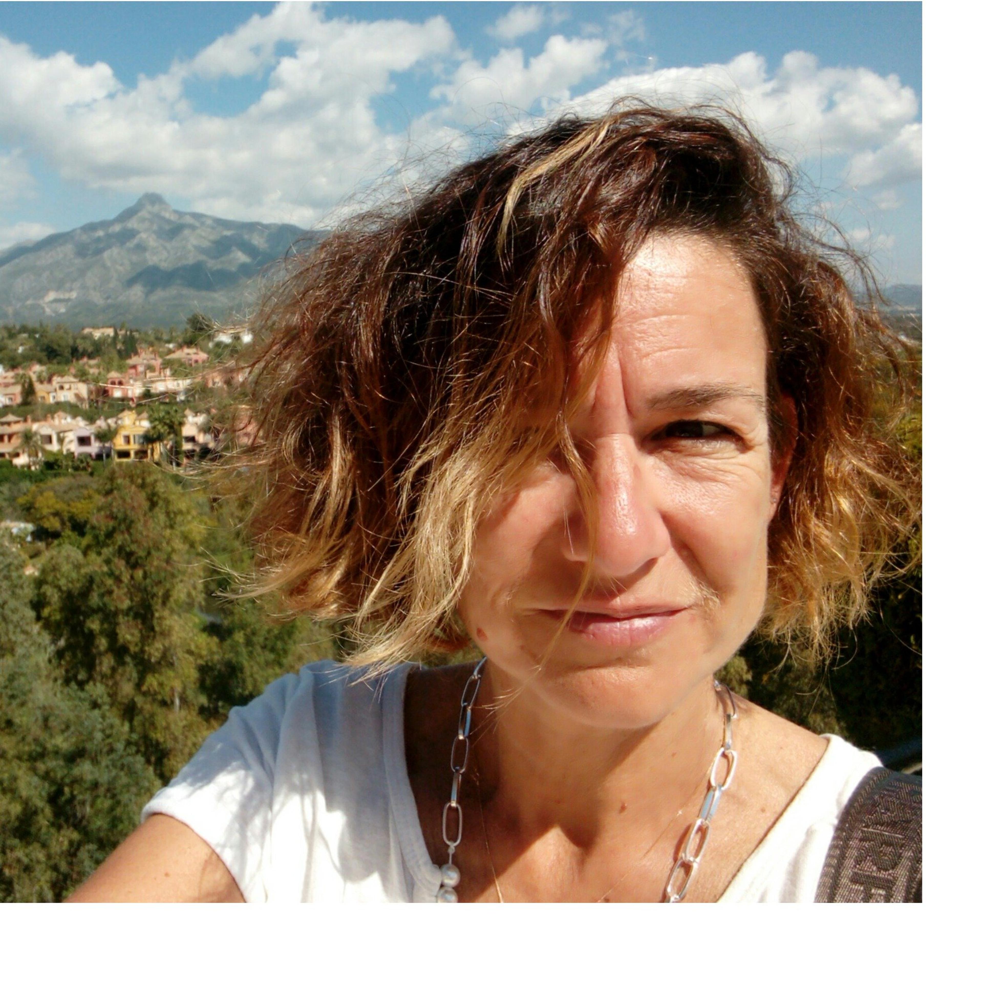Eva M. Ocón