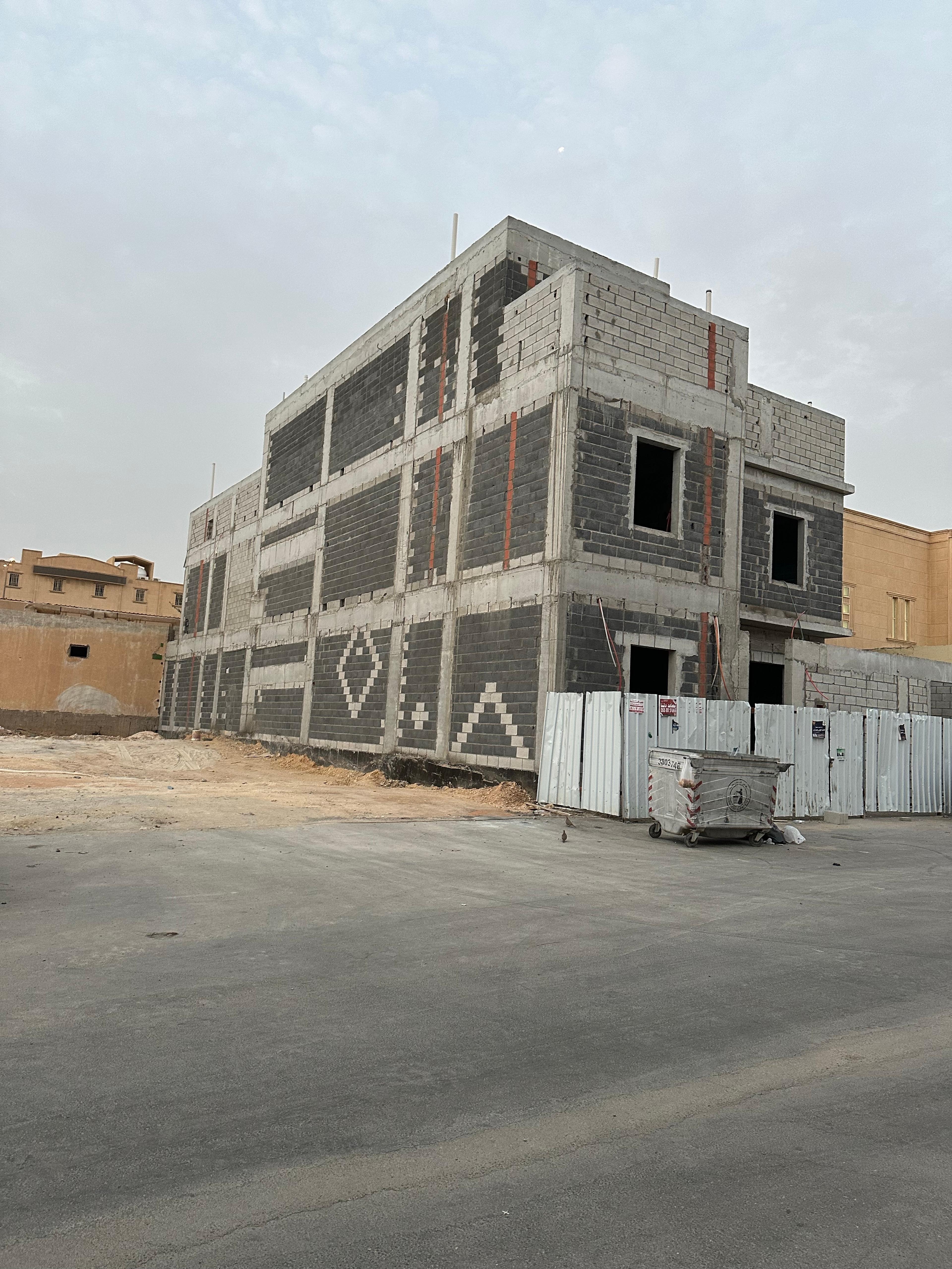 مقاول بناء و ترميم