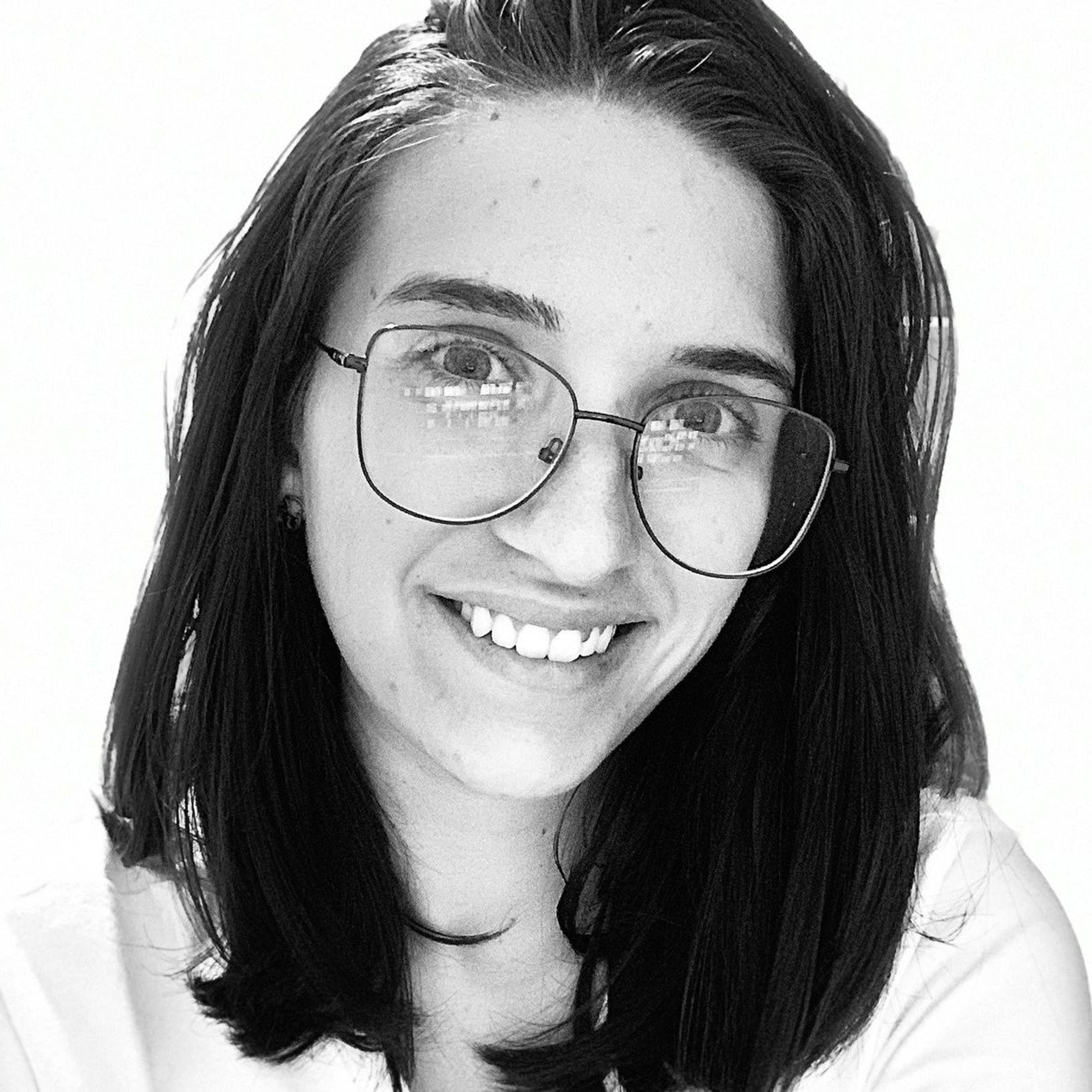 CAROLINA HERNANDEZ